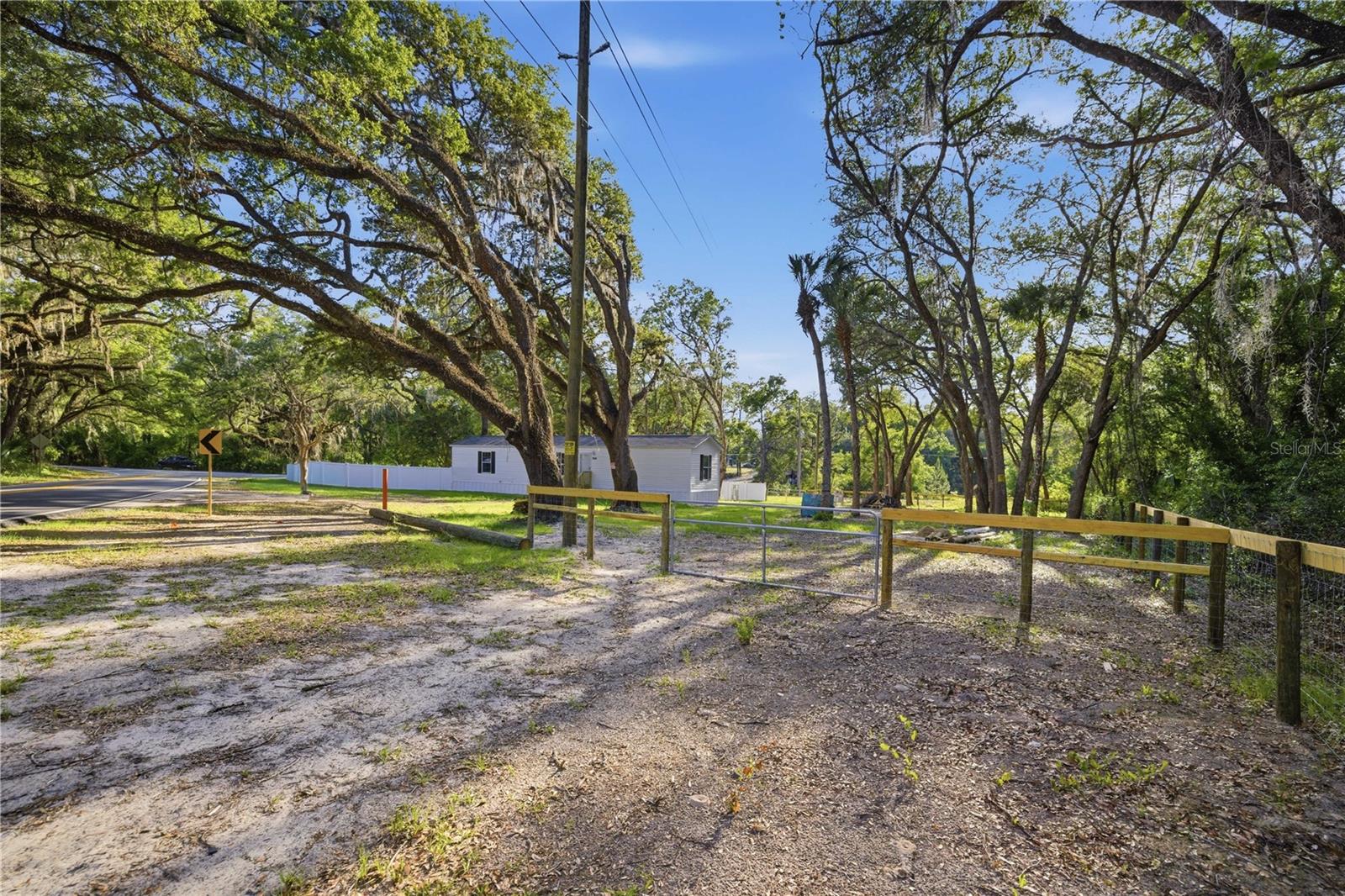 7626 SE 183RD AVENUE RD, OCKLAWAHA, FL, 32179