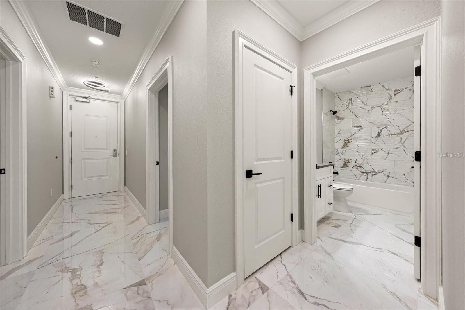 211 DOLPHIN PT #302, CLEARWATER, FL, 33767