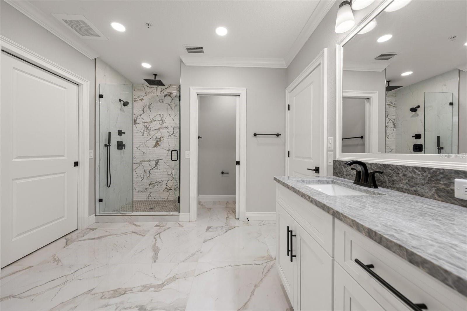 211 DOLPHIN PT #302, CLEARWATER, FL, 33767