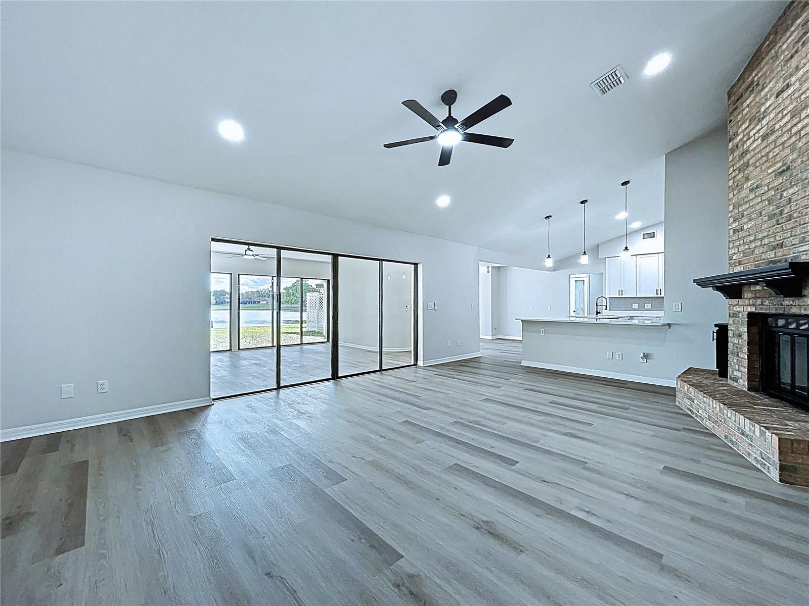2881 HAMMOCK DR, PLANT CITY, FL, 33566