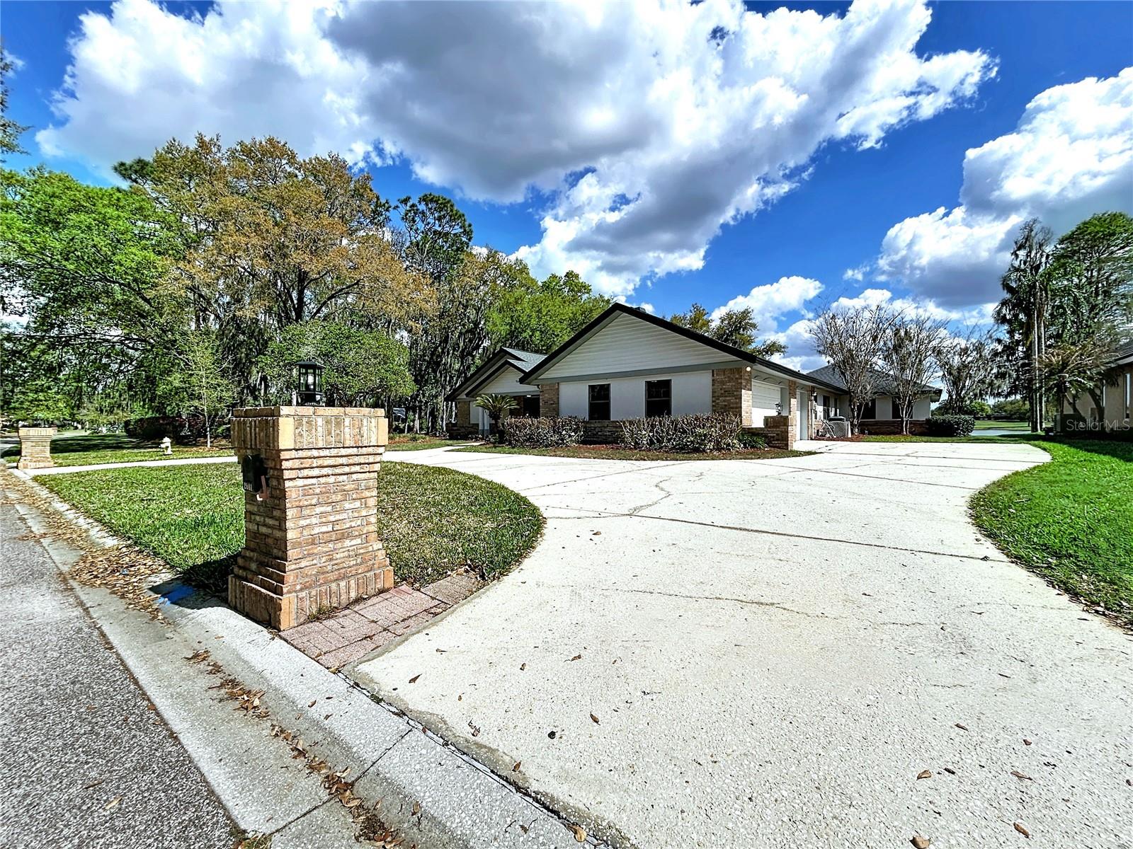2881 HAMMOCK DR, PLANT CITY, FL, 33566