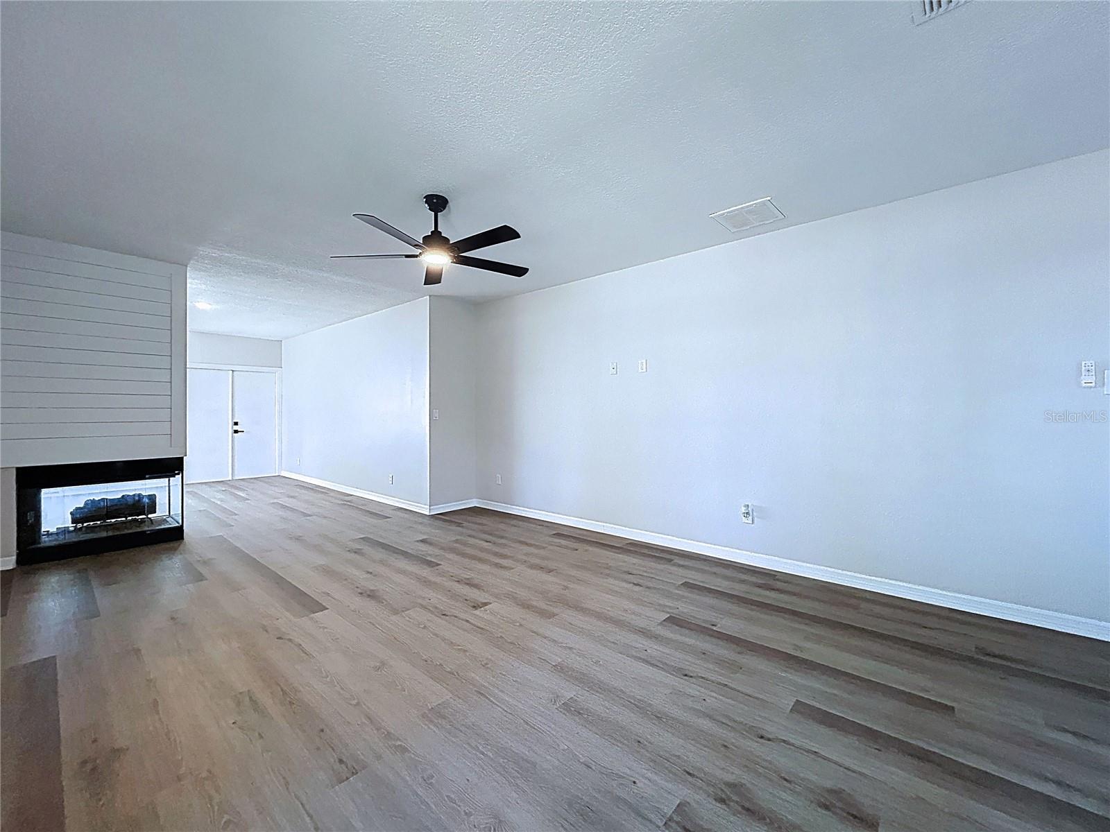 2881 HAMMOCK DR, PLANT CITY, FL, 33566