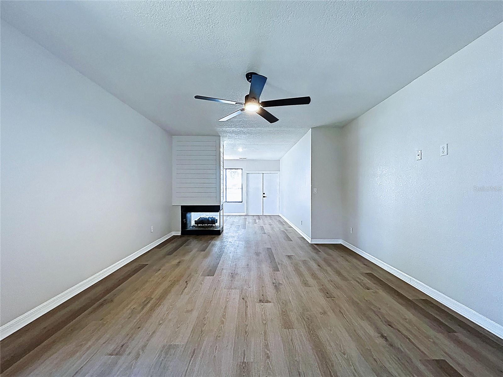 2881 HAMMOCK DR, PLANT CITY, FL, 33566