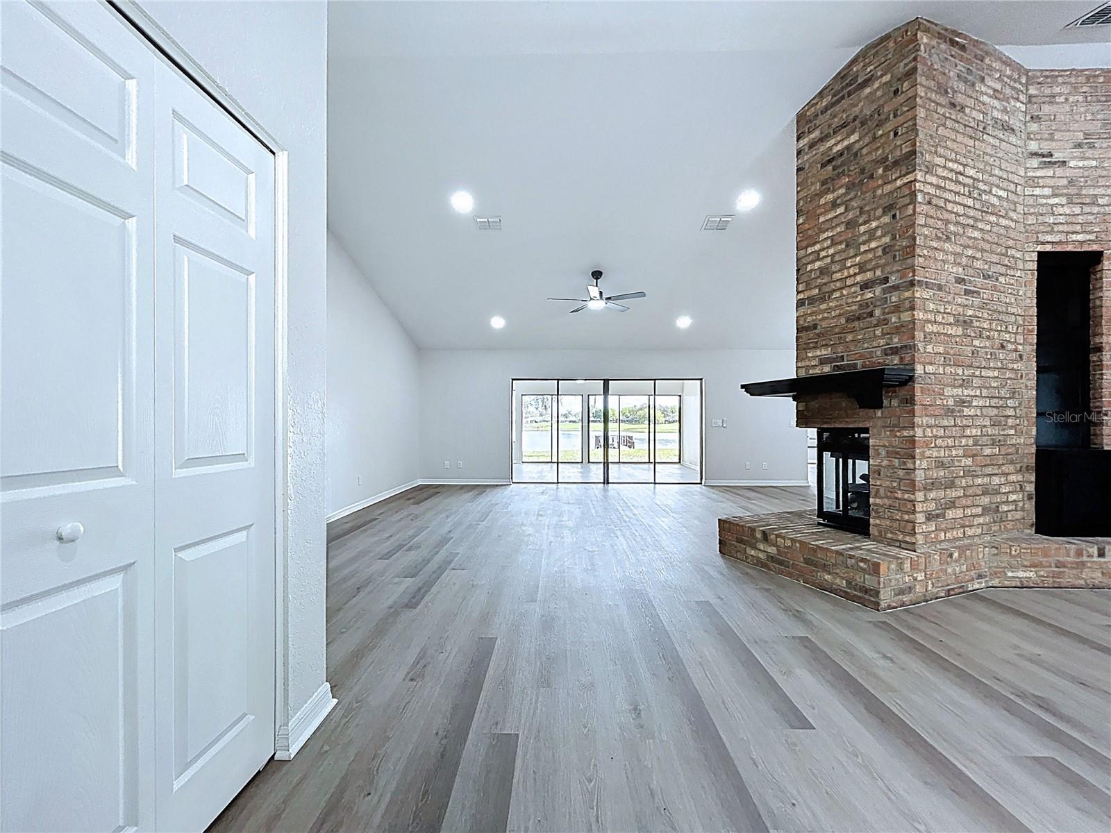2881 HAMMOCK DR, PLANT CITY, FL, 33566
