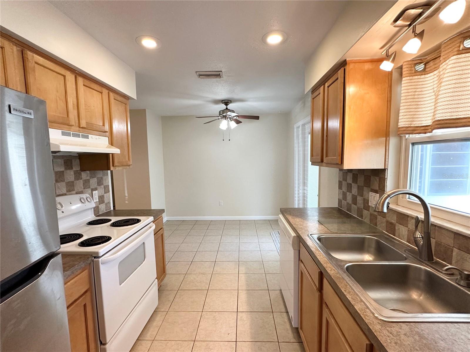 5519 17TH AVE N, ST PETERSBURG, FL, 33710