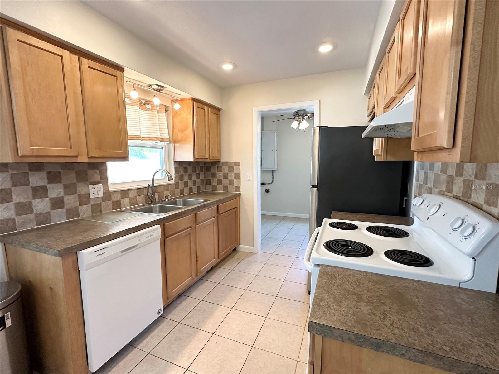 5519 17TH AVE N, ST PETERSBURG, FL, 33710