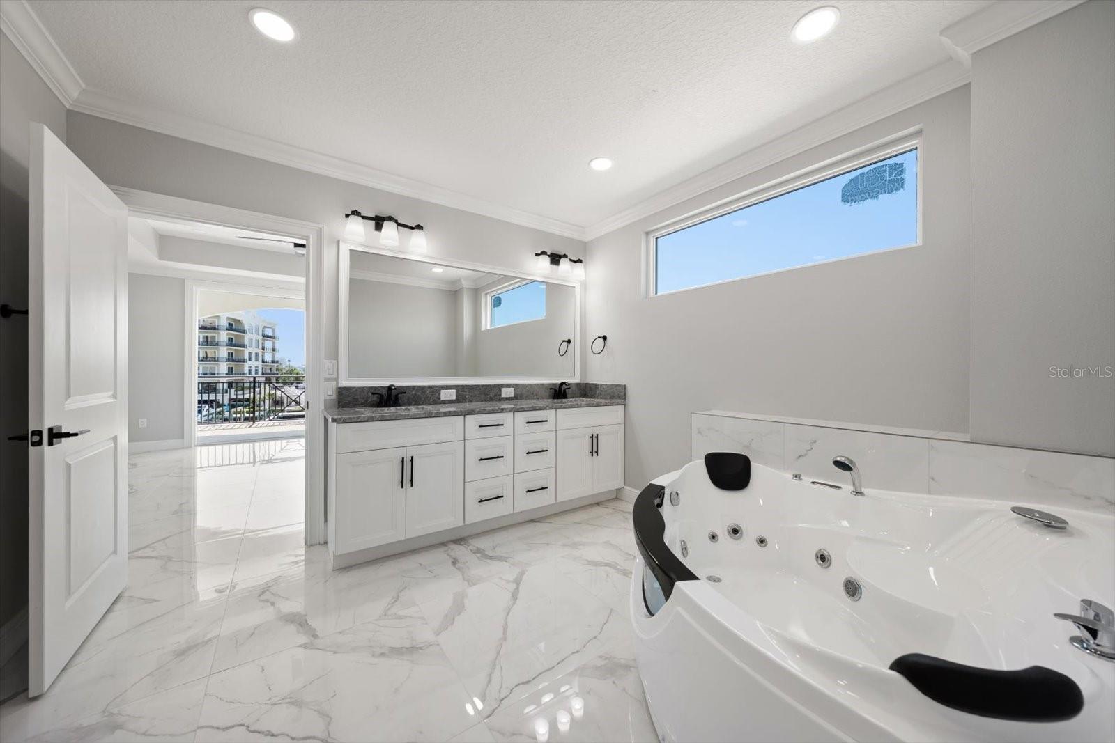 211 DOLPHIN PT #303, CLEARWATER, FL, 33767