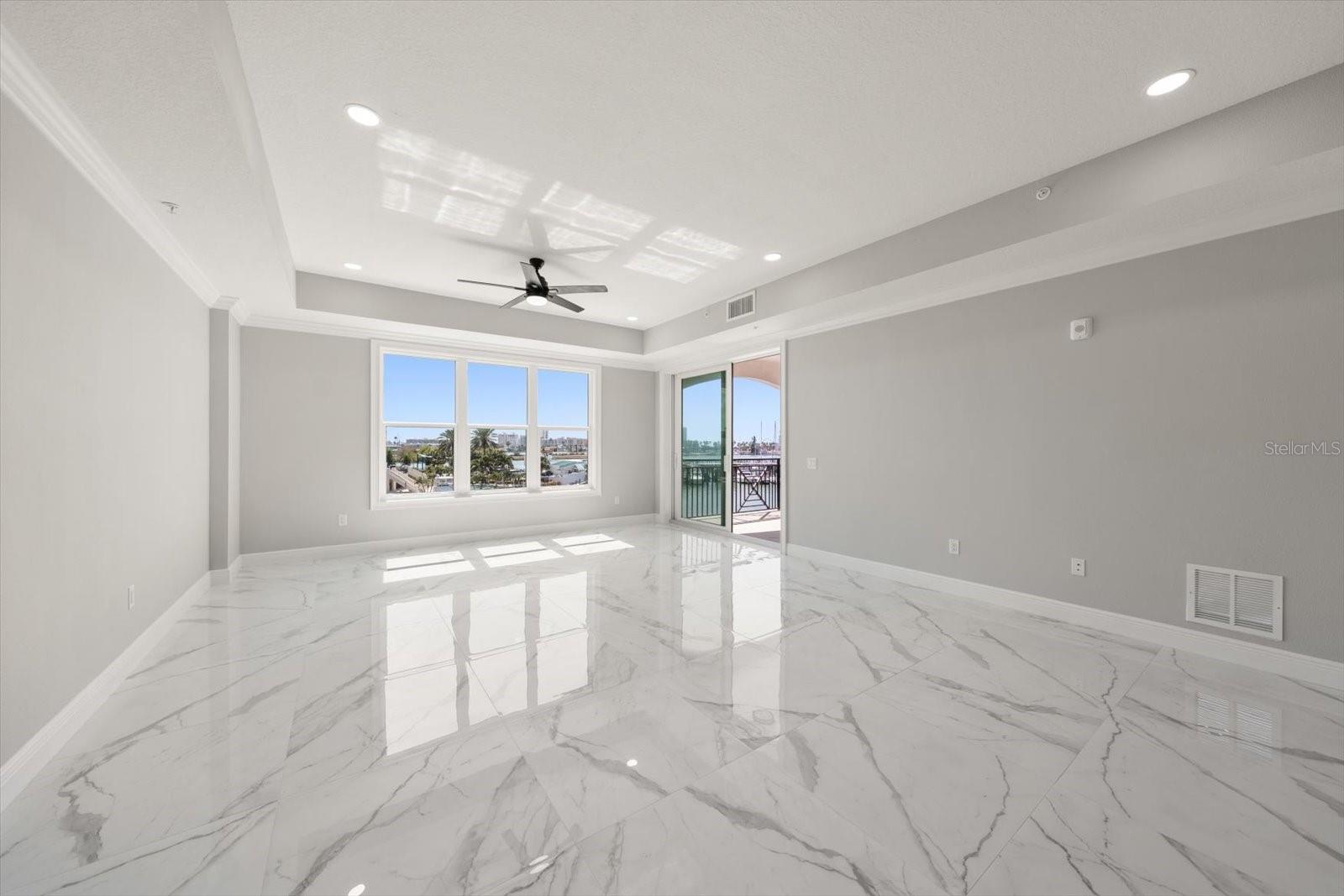 211 DOLPHIN PT #303, CLEARWATER, FL, 33767
