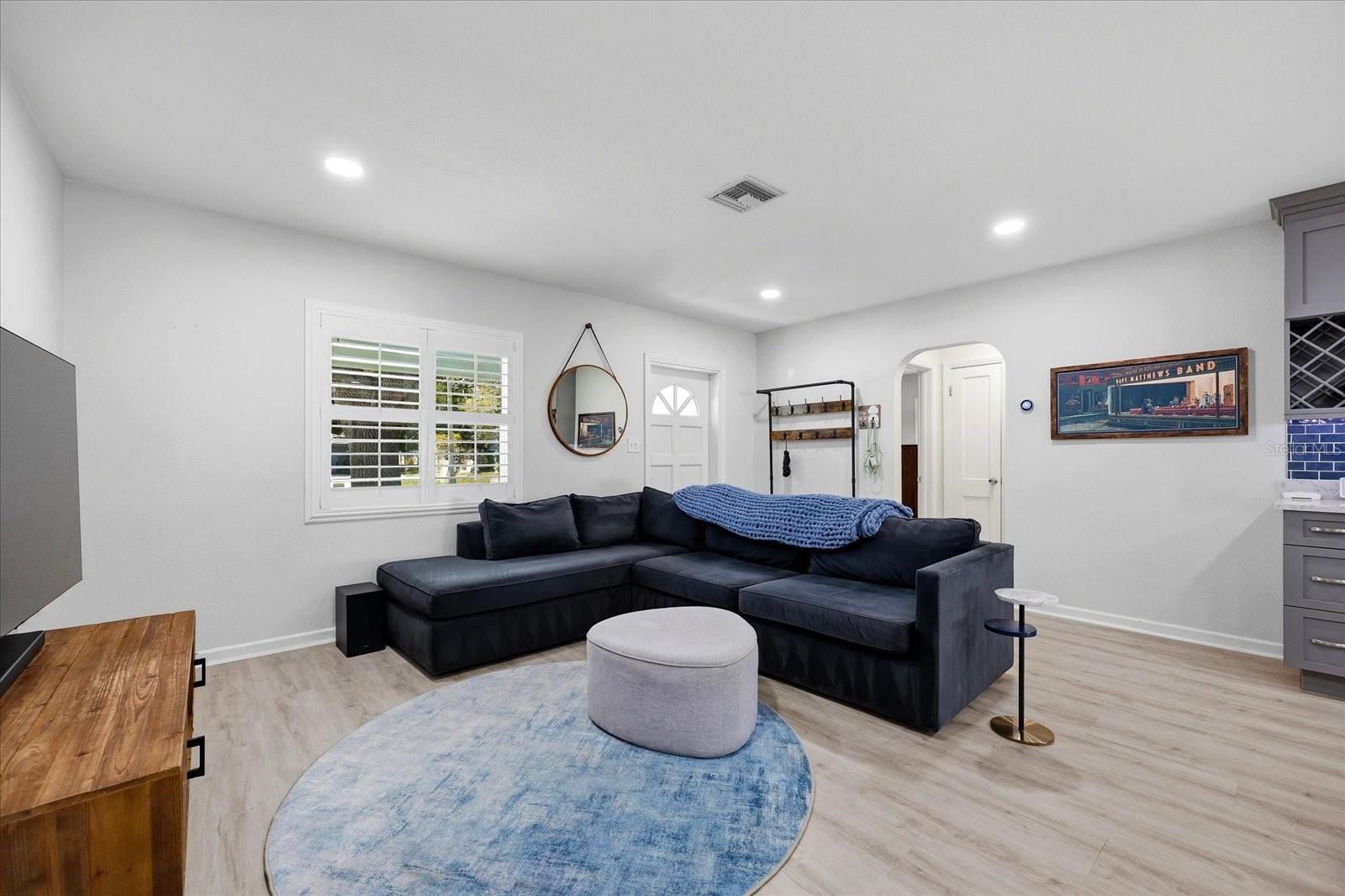 152 VALENCIA DR, DUNEDIN, FL, 34698
