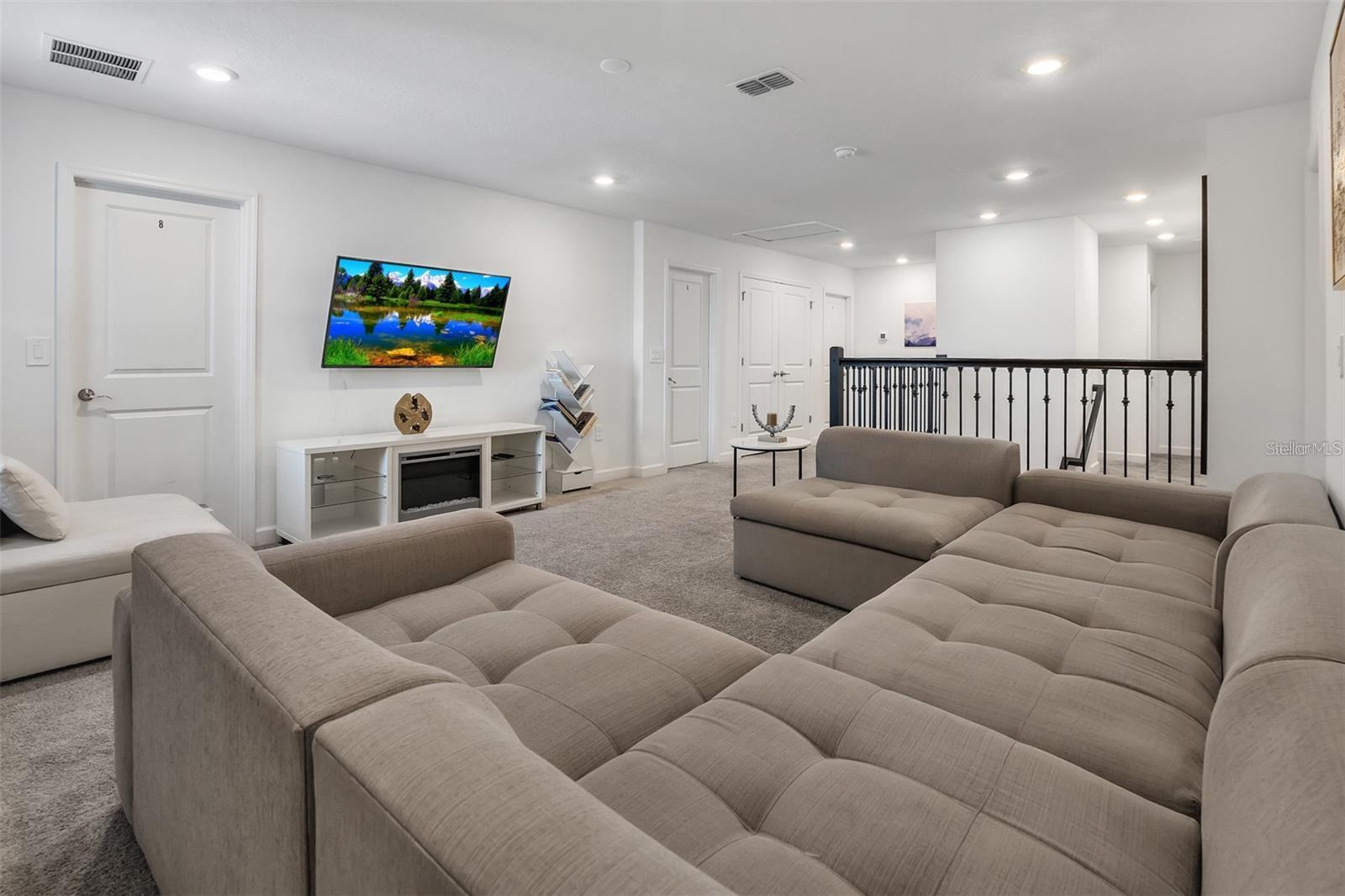 9084 SOMMERSET HILLS DR, DAVENPORT, FL, 33896