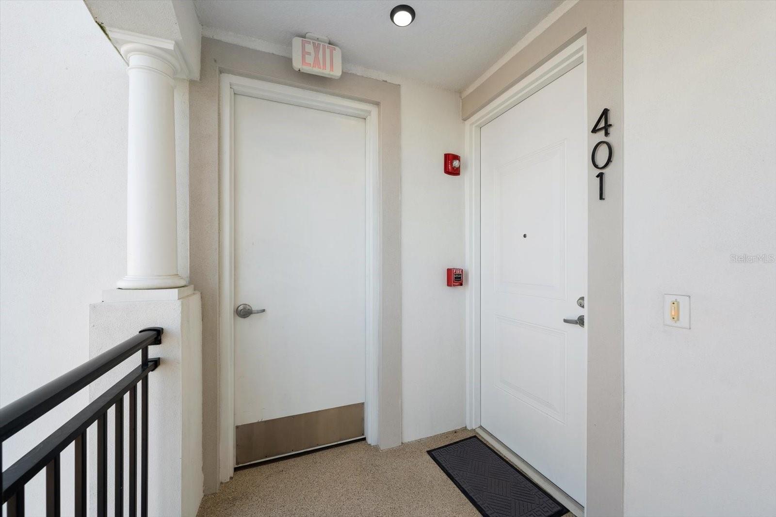 211 DOLPHIN PT #401, CLEARWATER BEACH, FL, 33767