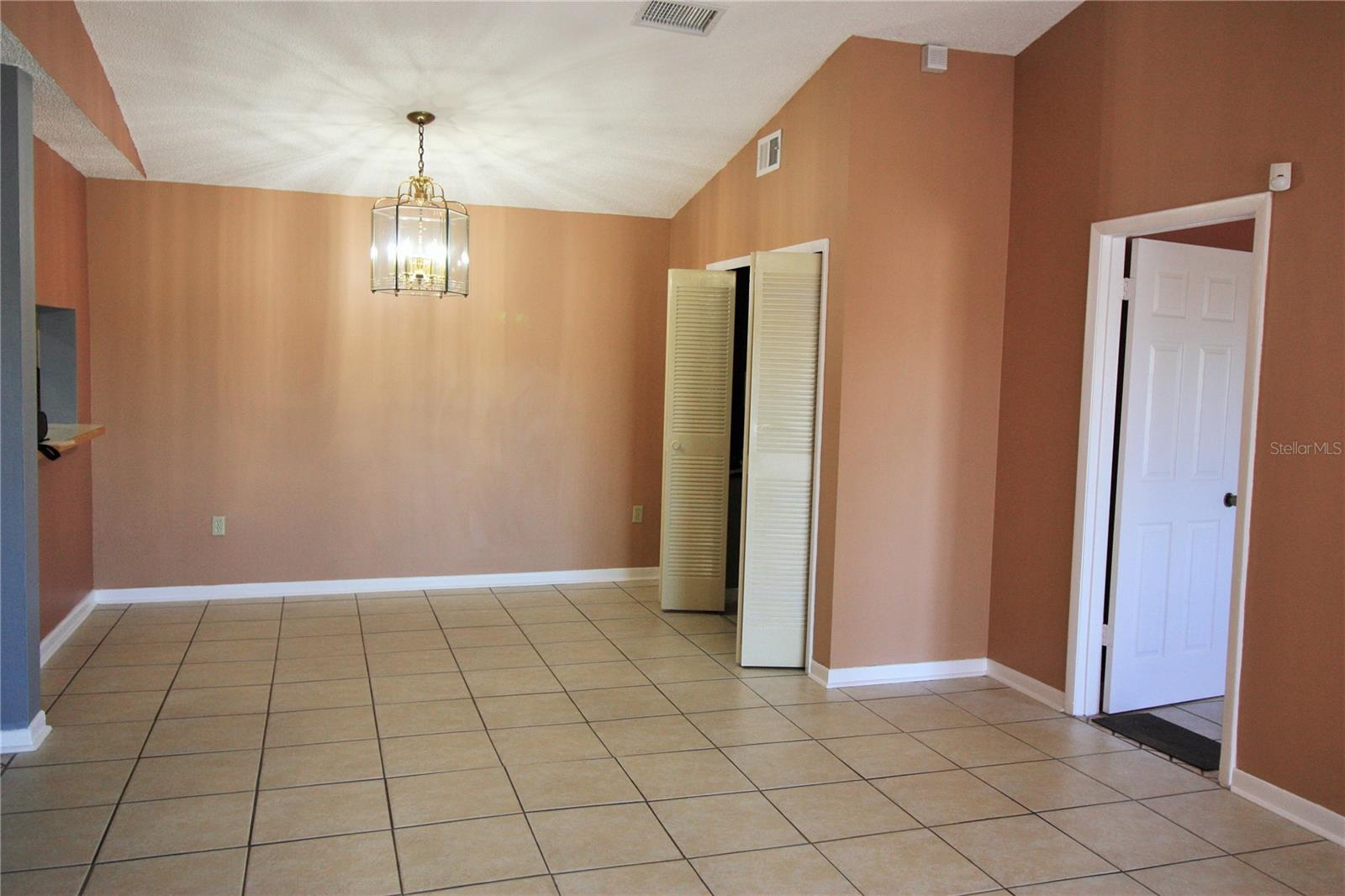 5208 VIA HACIENDA CIR #A201, ORLANDO, FL, 32839