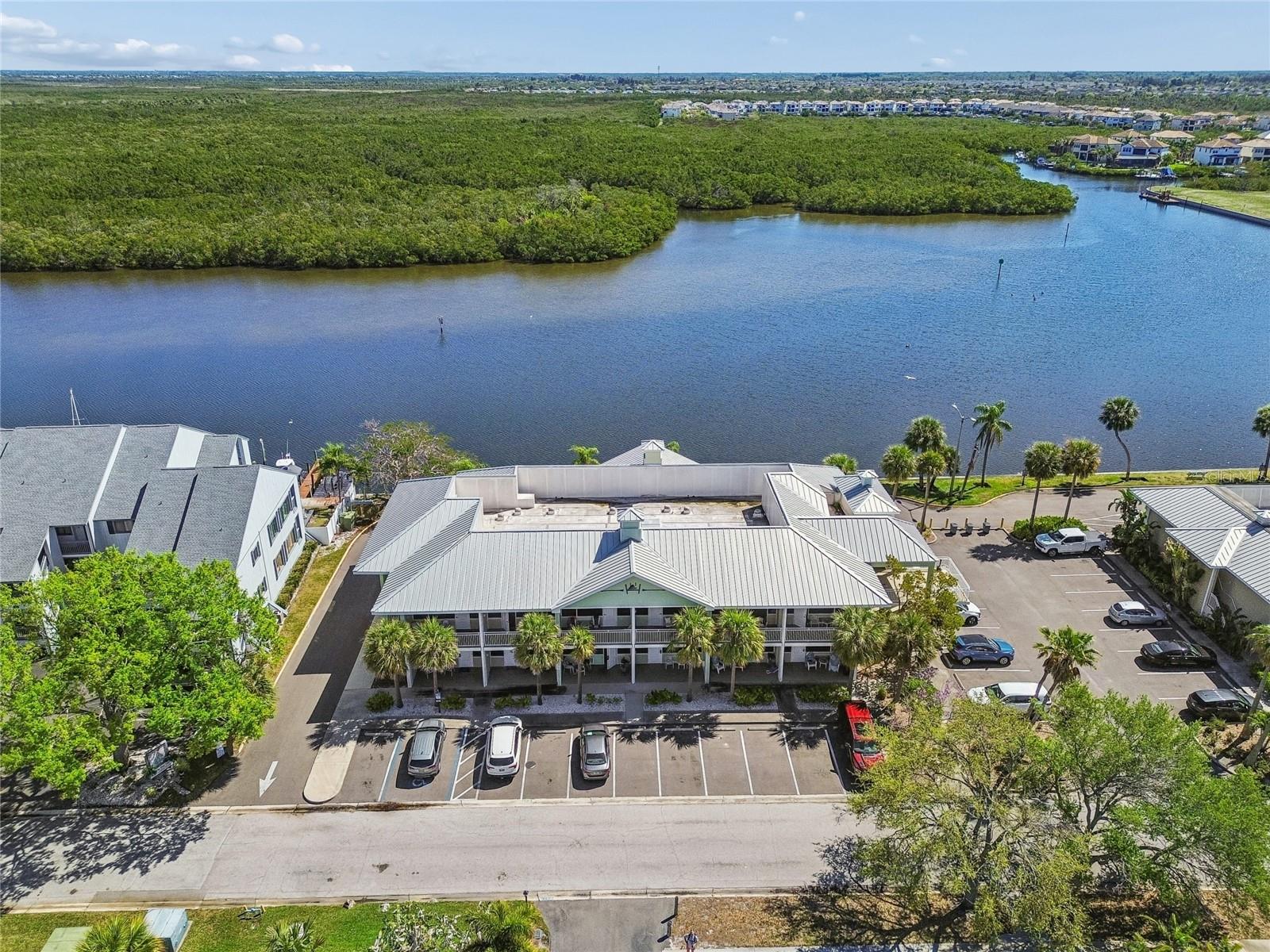 611 DESTINY DR #308, RUSKIN, FL, 33570