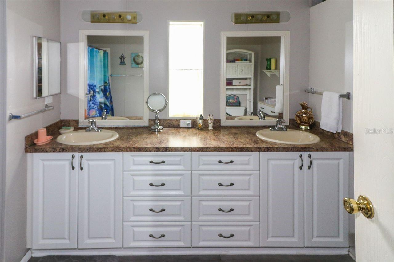 5601 DUNCAN RD #43, PUNTA GORDA, FL, 33982