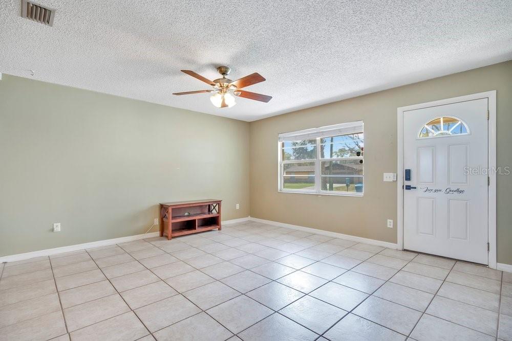 1813 OAKEY AVE, DELAND, FL, 32720