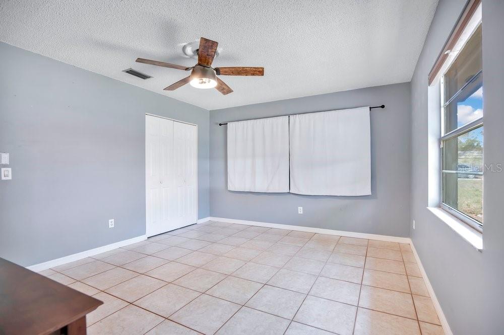 1813 OAKEY AVE, DELAND, FL, 32720