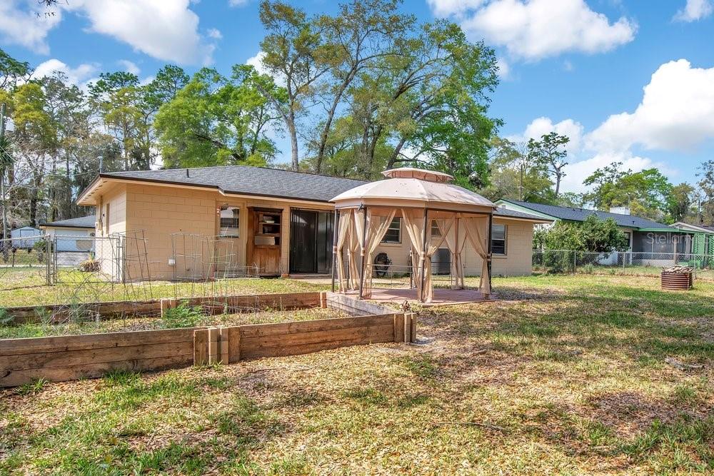 1813 OAKEY AVE, DELAND, FL, 32720