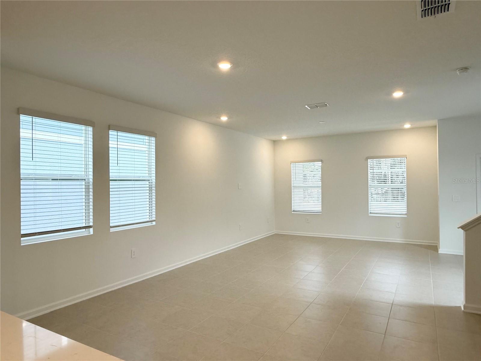 660 BAYERN LN, DEBARY, FL, 32713