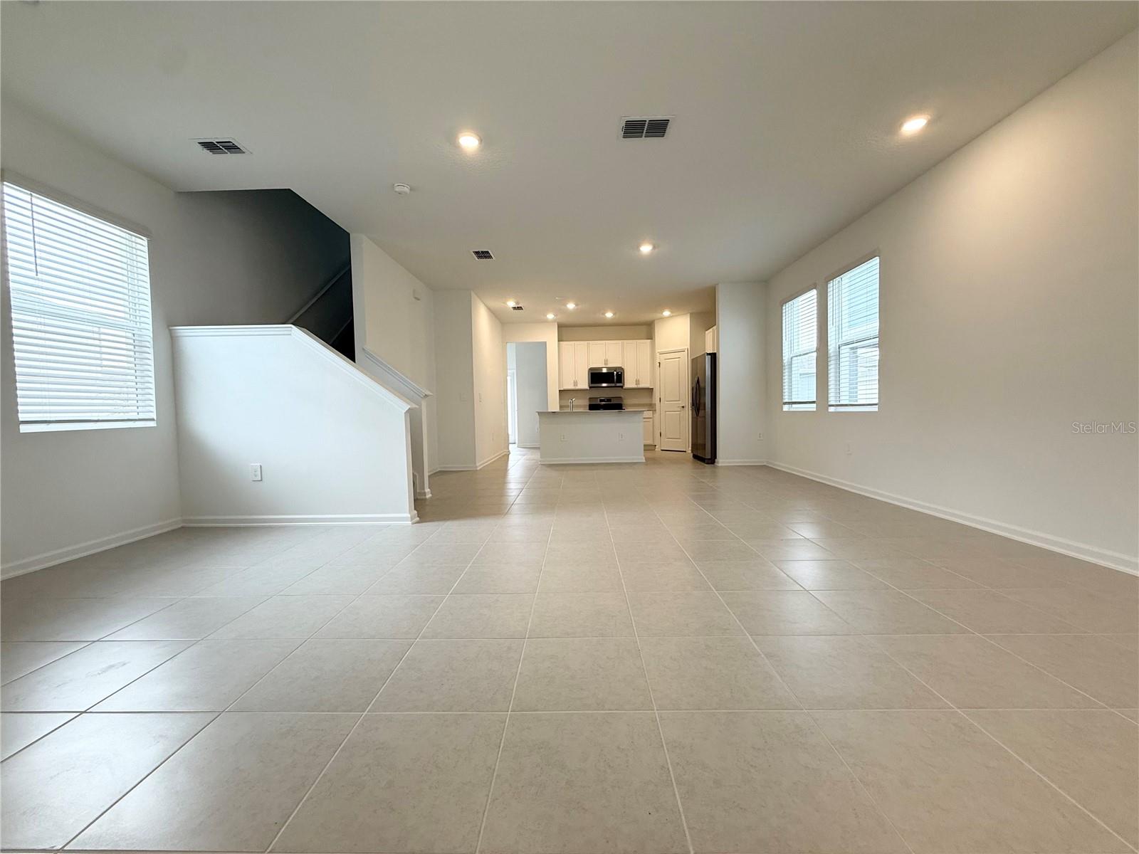 660 BAYERN LN, DEBARY, FL, 32713