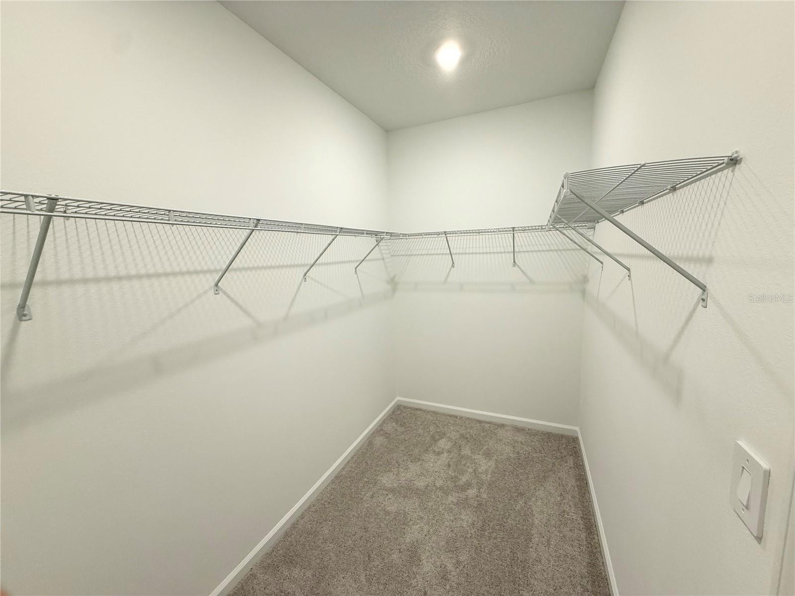 660 BAYERN LN, DEBARY, FL, 32713