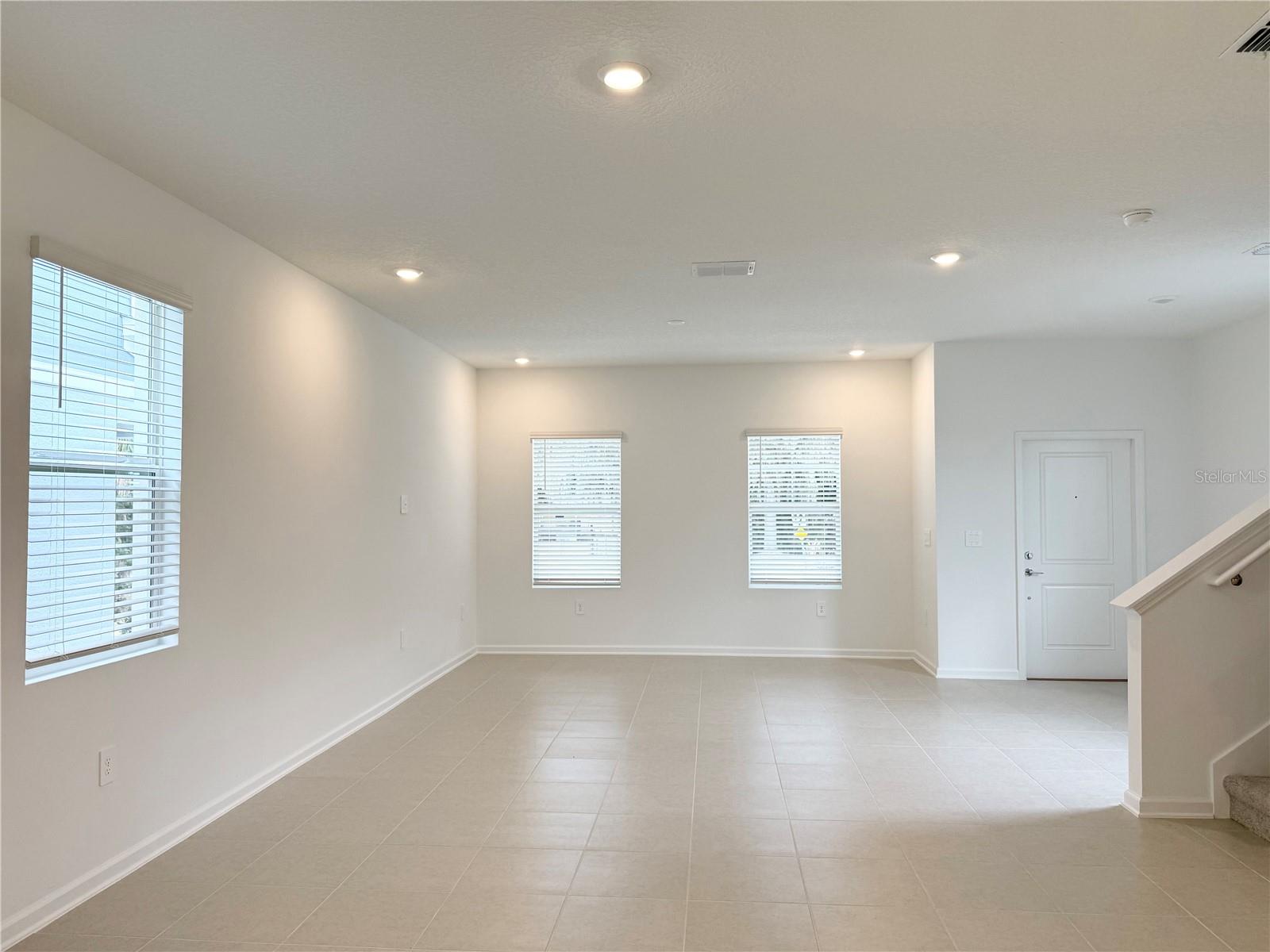 660 BAYERN LN, DEBARY, FL, 32713