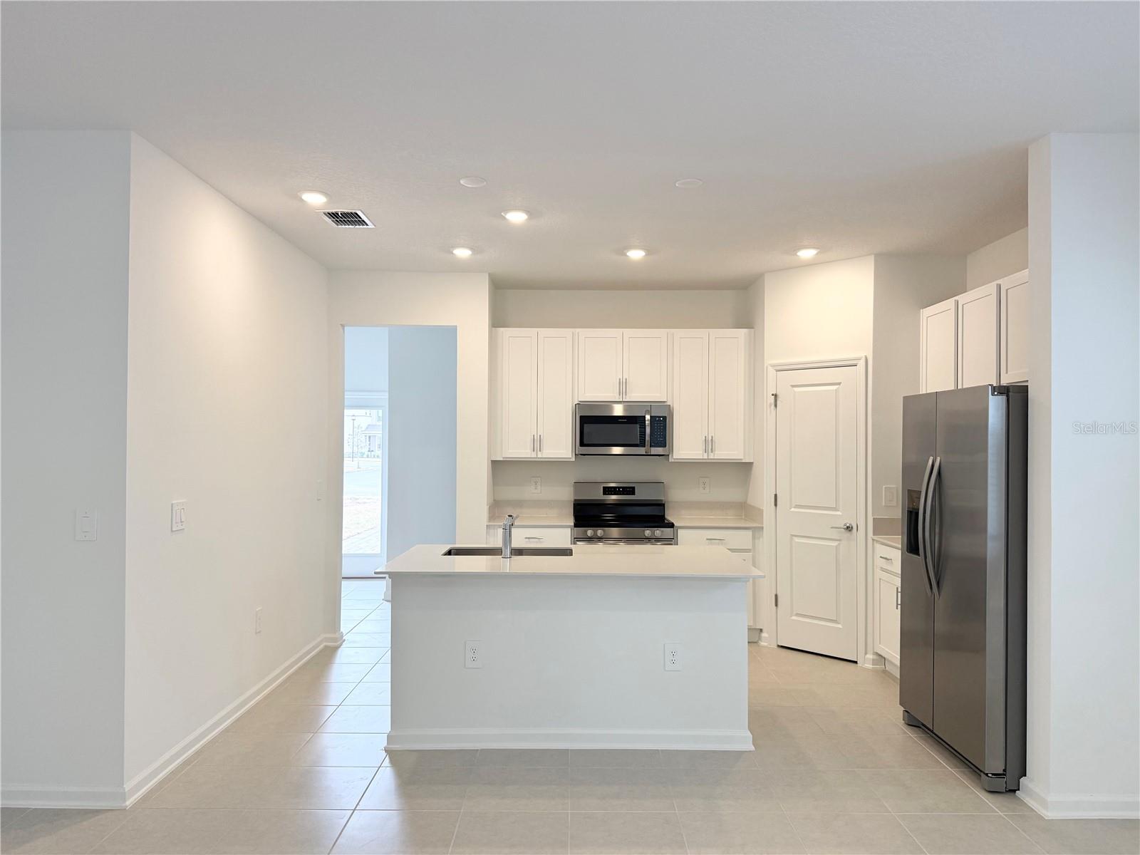 660 BAYERN LN, DEBARY, FL, 32713