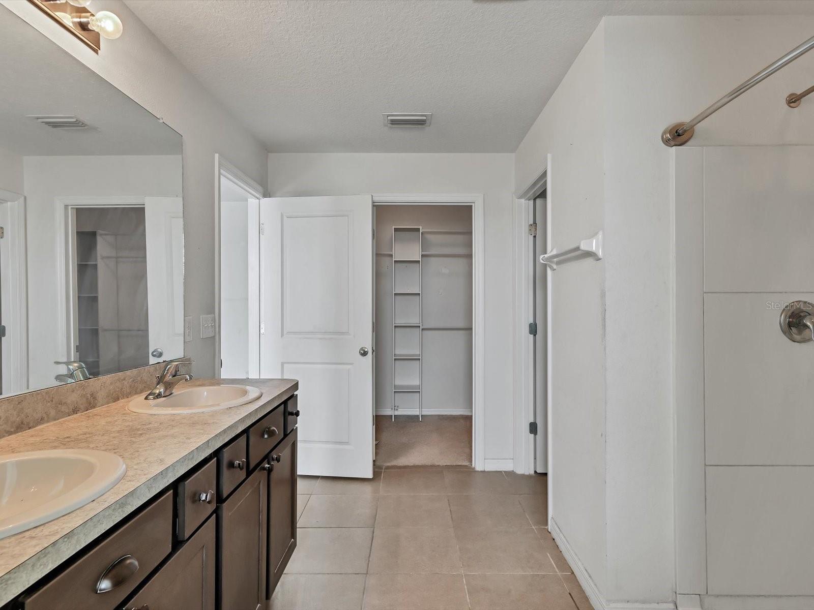 10003 GEESE TRAIL CIR, SUN CITY CENTER, FL, 33573