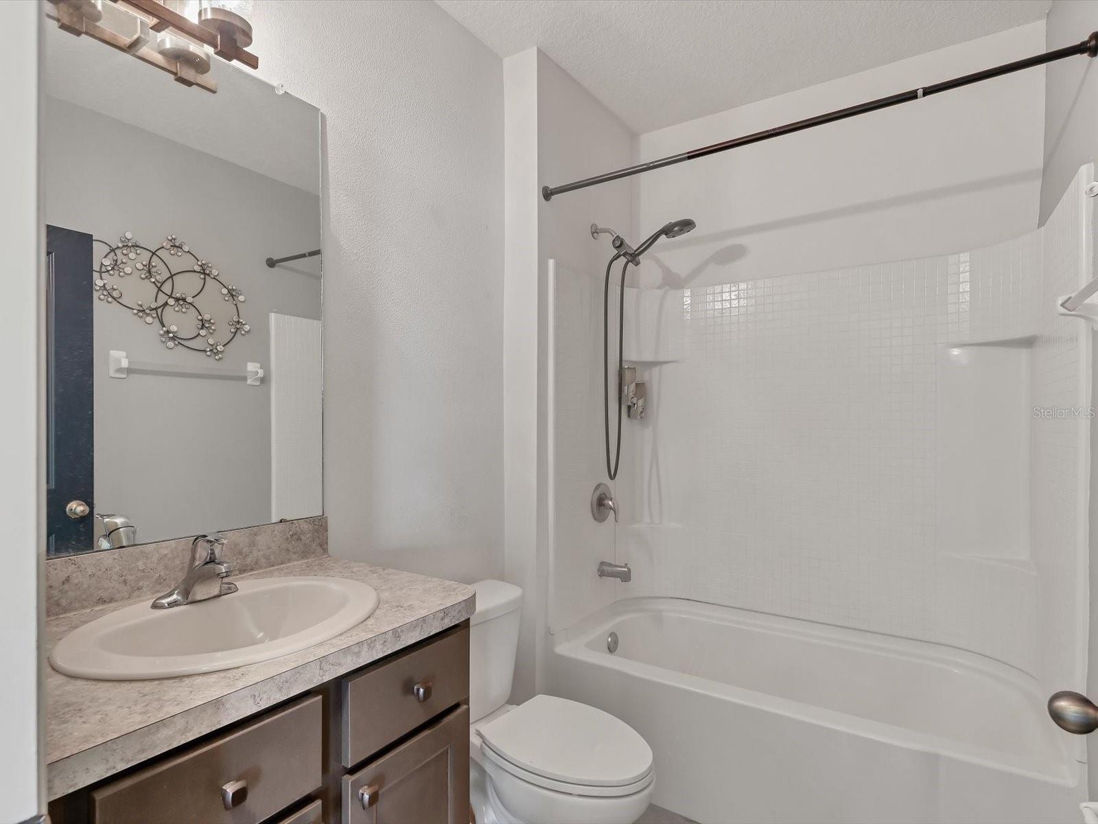 10003 GEESE TRAIL CIR, SUN CITY CENTER, FL, 33573