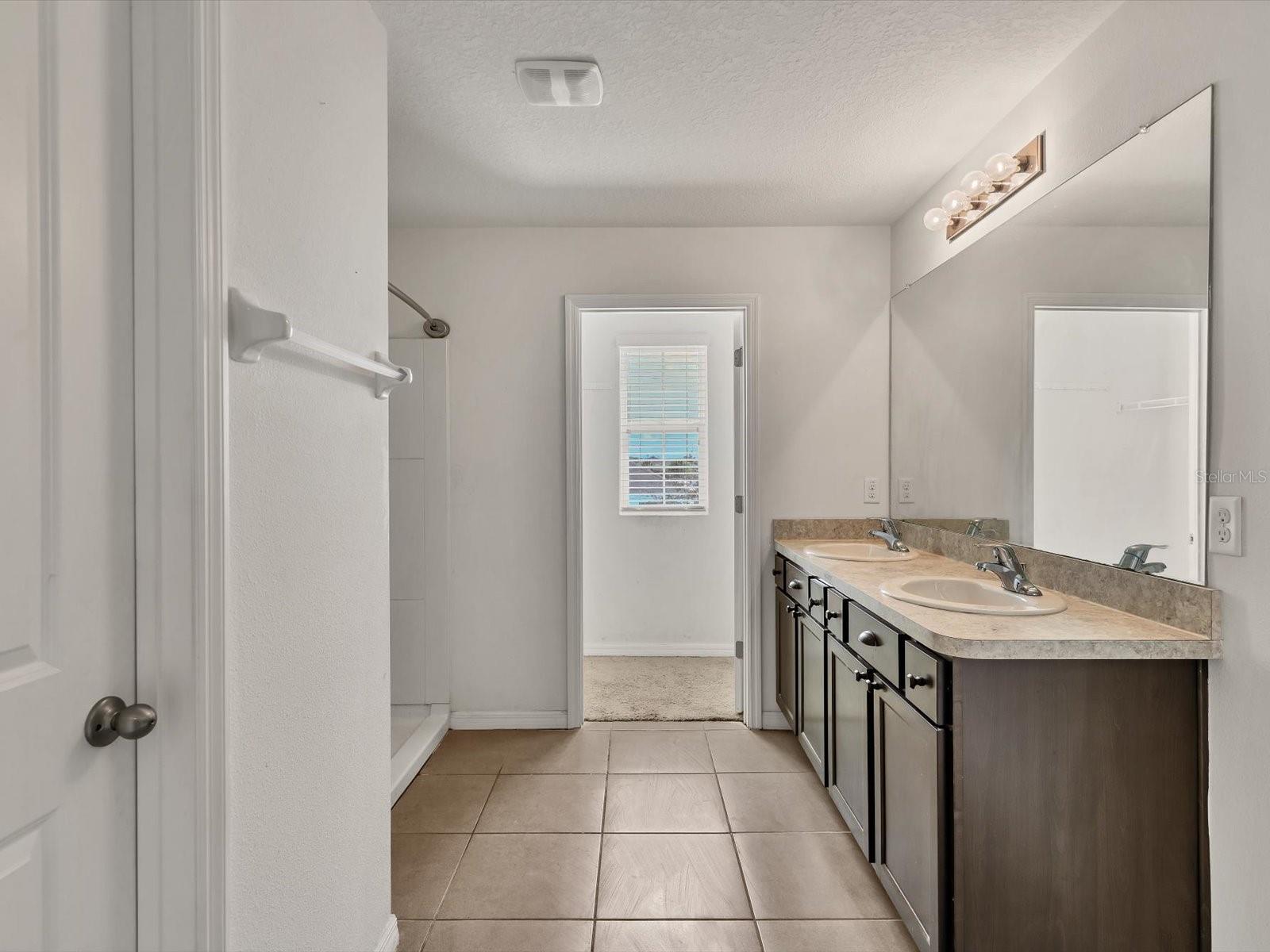 10003 GEESE TRAIL CIR, SUN CITY CENTER, FL, 33573