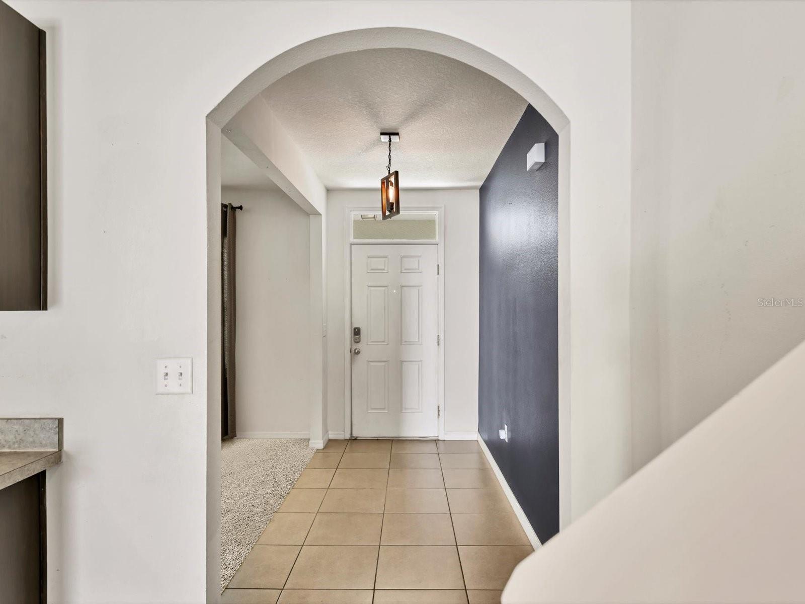 10003 GEESE TRAIL CIR, SUN CITY CENTER, FL, 33573