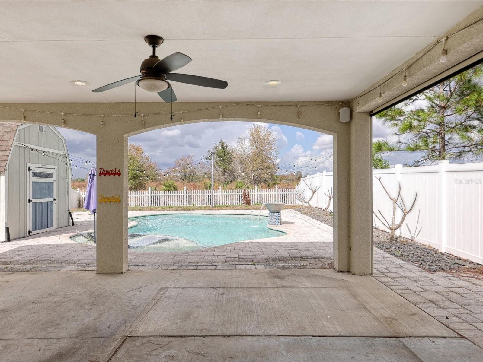 10003 GEESE TRAIL CIR, SUN CITY CENTER, FL, 33573