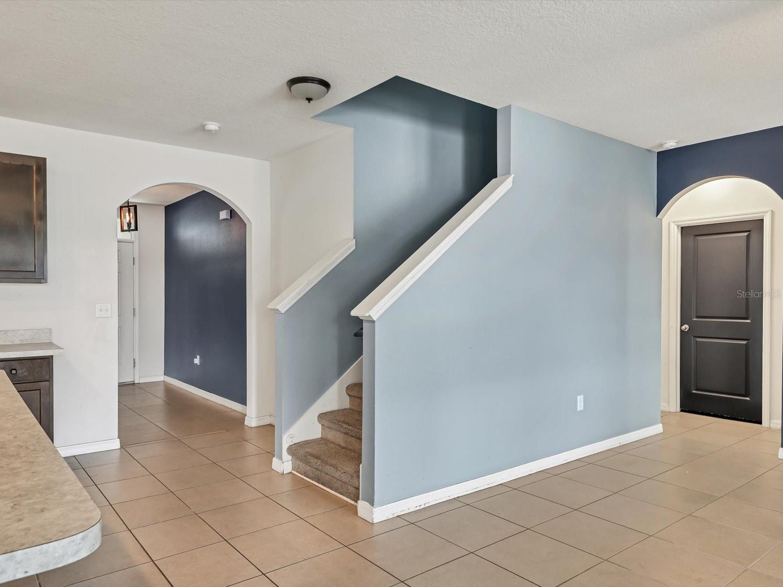 10003 GEESE TRAIL CIR, SUN CITY CENTER, FL, 33573