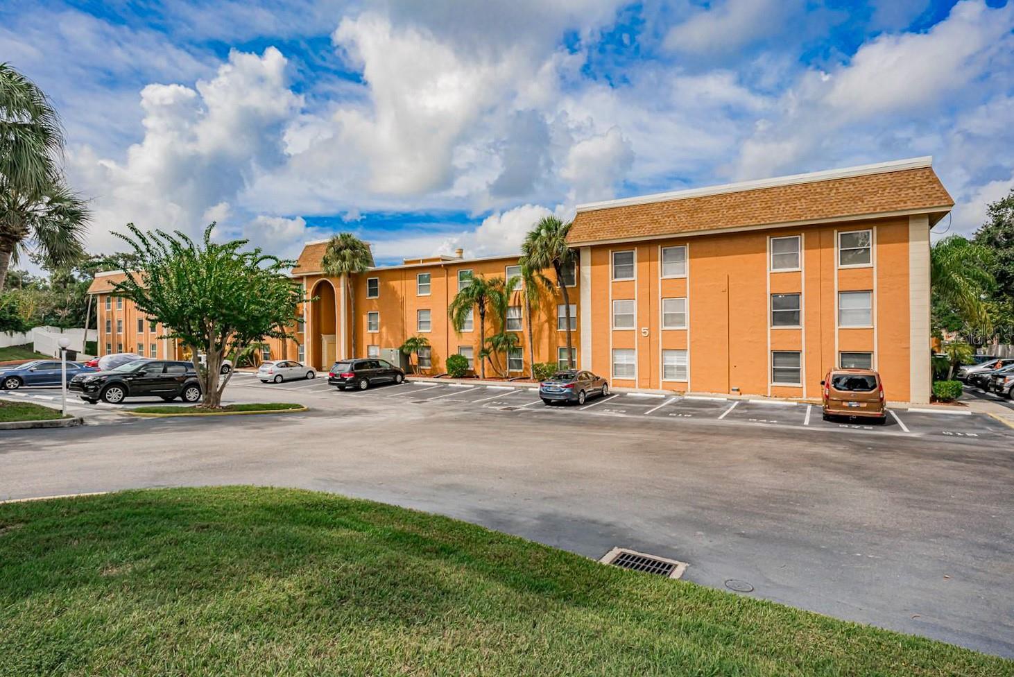 12760 INDIAN ROCKS RD #555, LARGO, FL, 33774