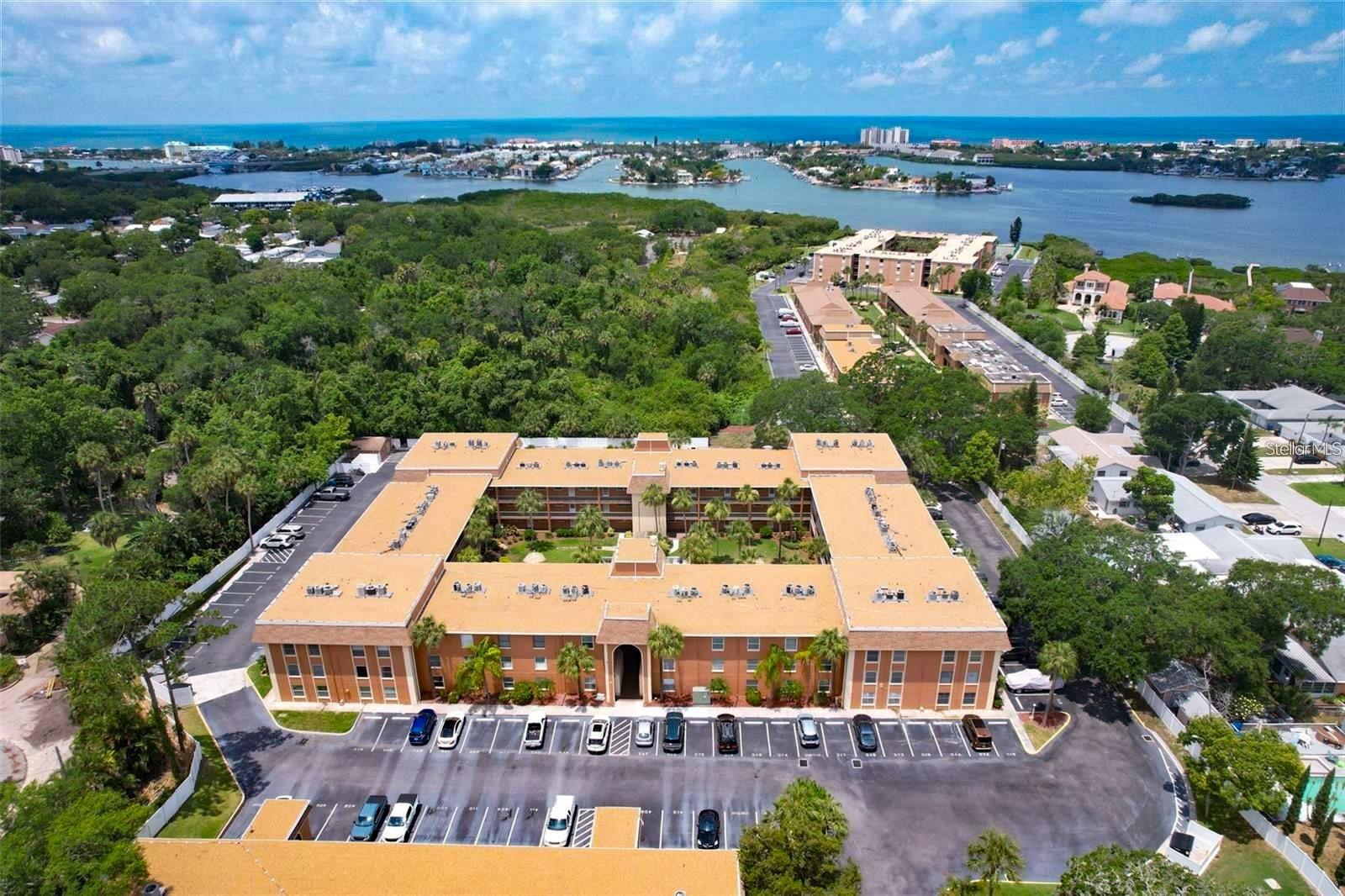 12760 INDIAN ROCKS RD #555, LARGO, FL, 33774