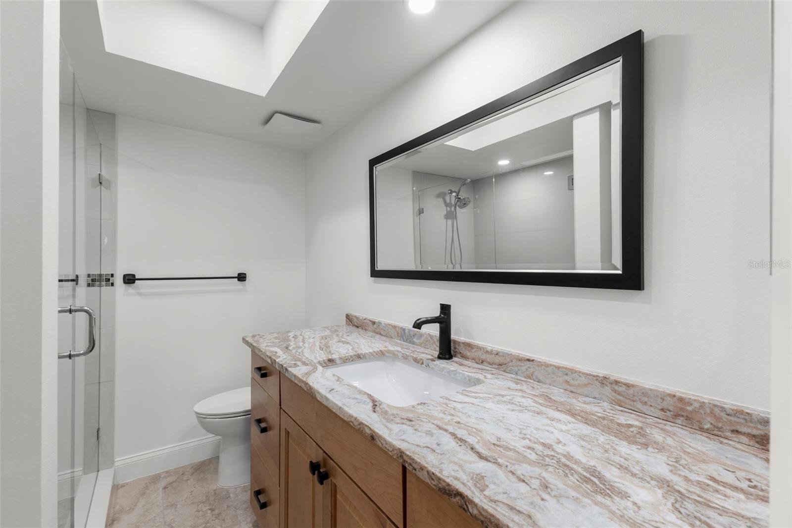 1001 PEARCE DR #302, CLEARWATER, FL, 33764