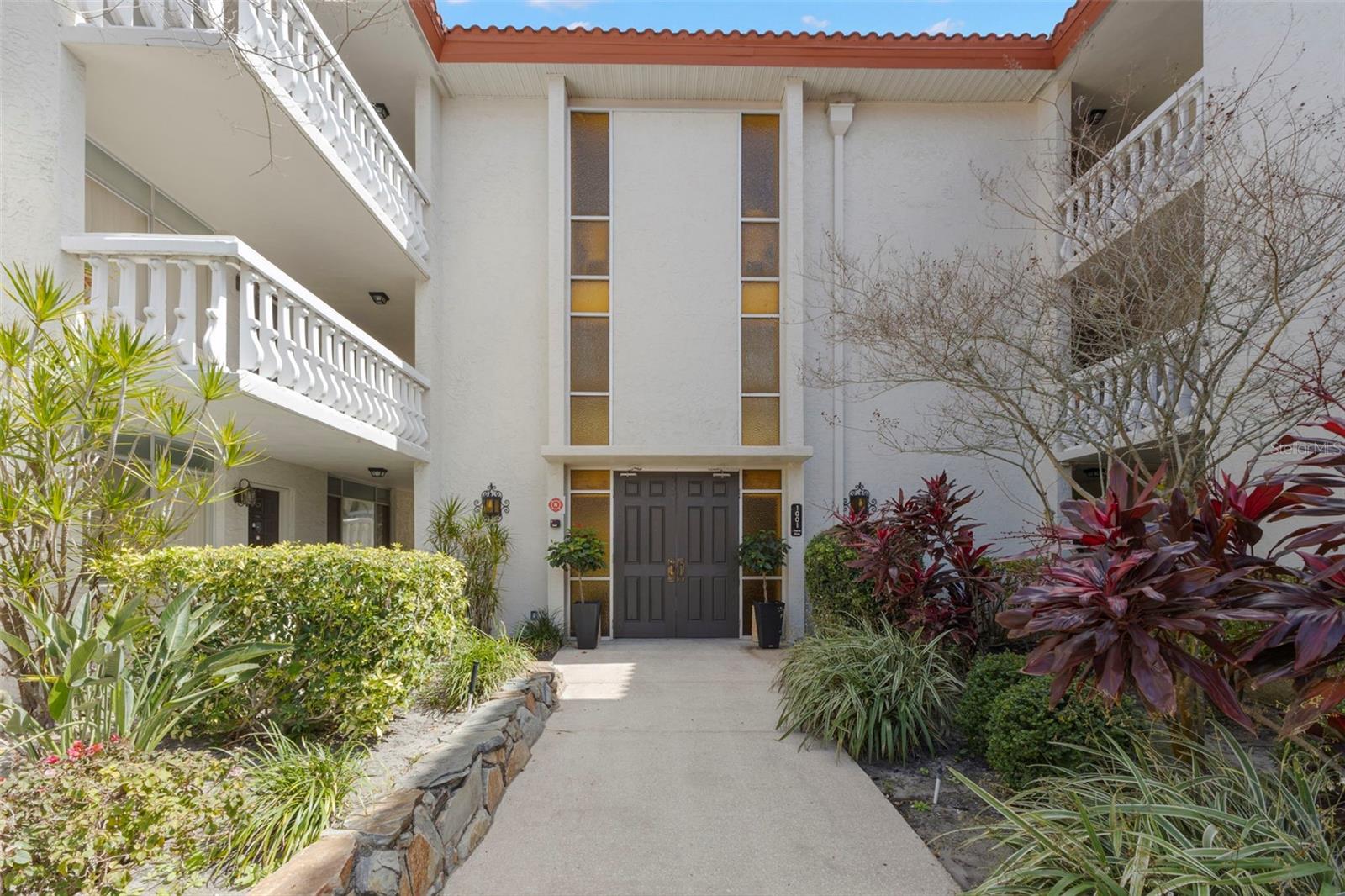 1001 PEARCE DR #302, CLEARWATER, FL, 33764