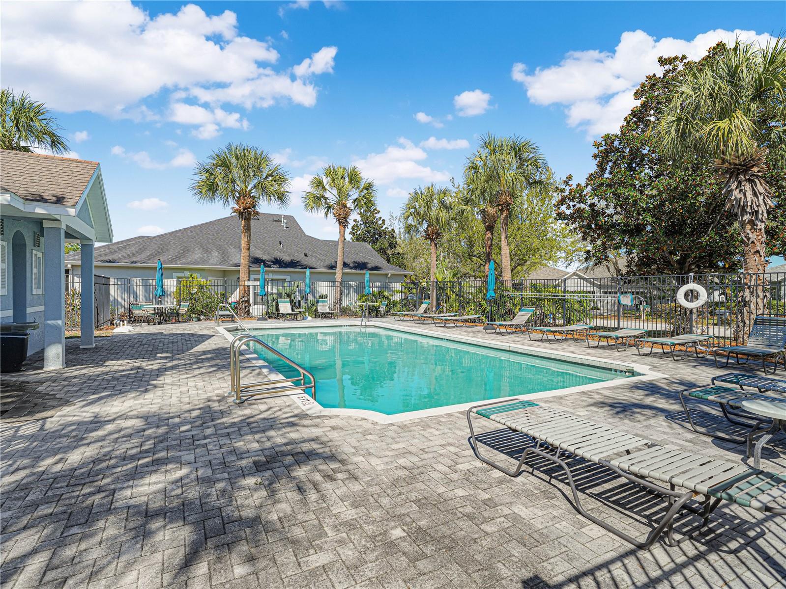 7417 SURREY PINES DR, APOLLO BEACH, FL, 33572