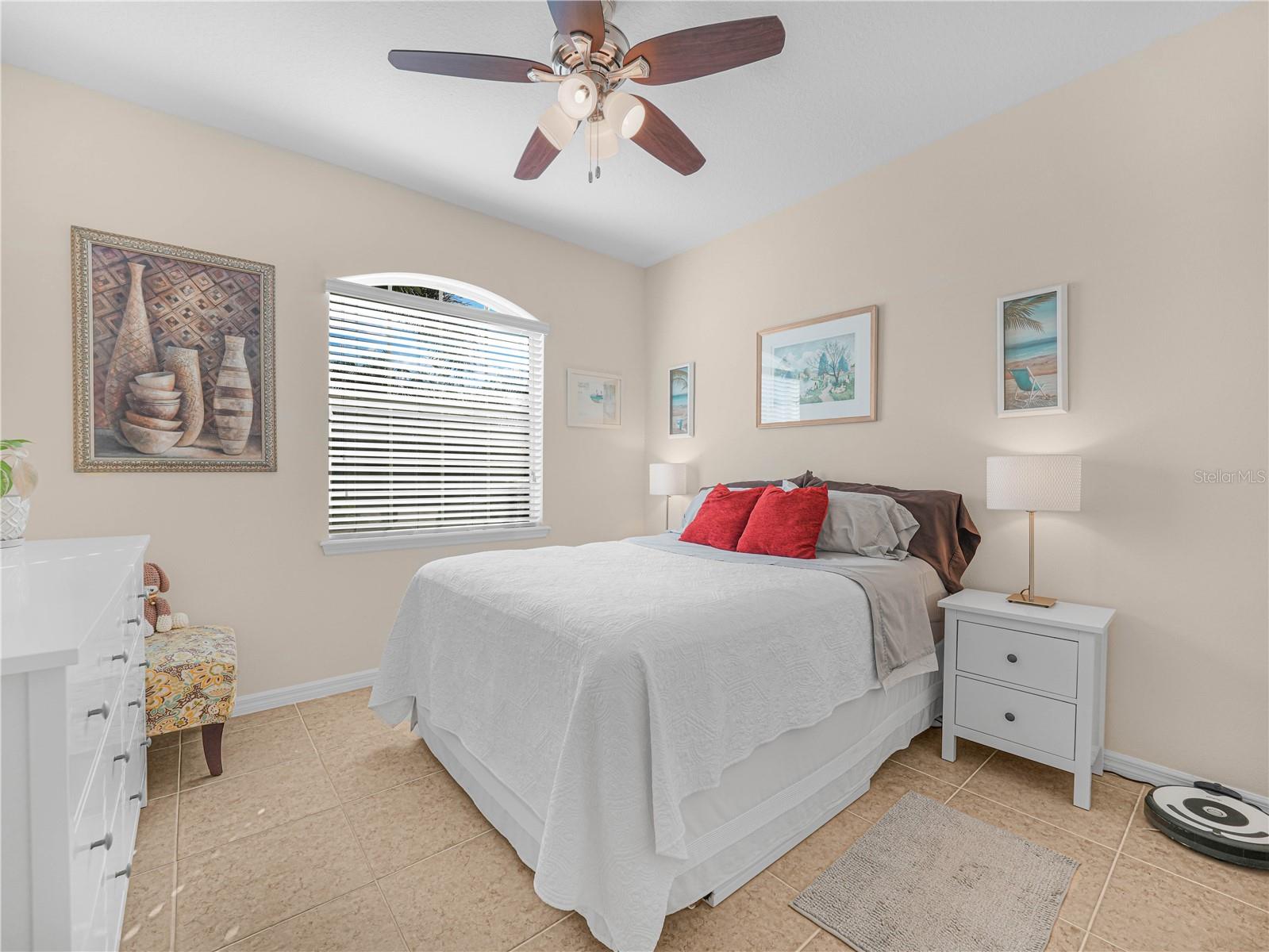 7417 SURREY PINES DR, APOLLO BEACH, FL, 33572
