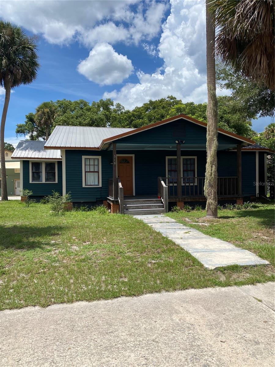 318 S CLAKE ST, DELAND, FL, 32720