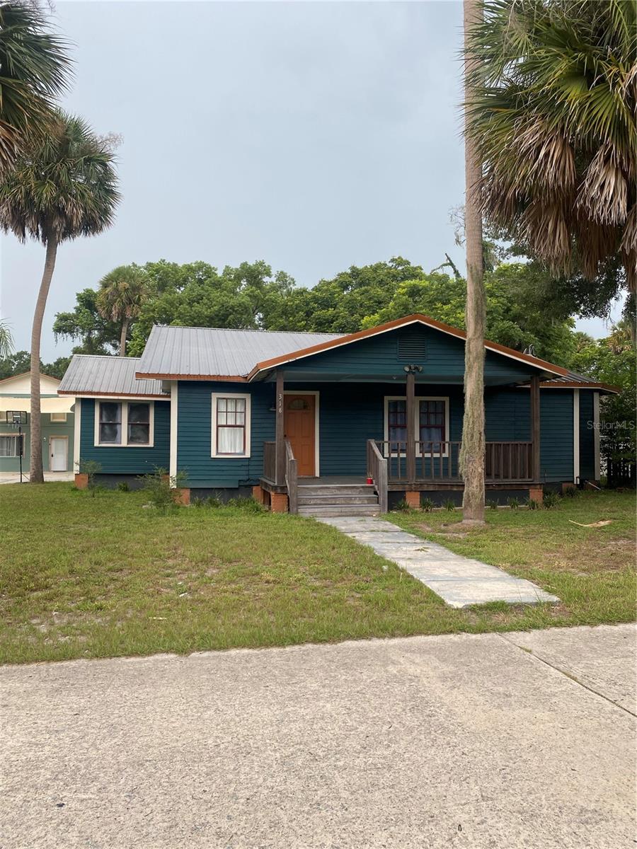 318 S CLAKE ST, DELAND, FL, 32720