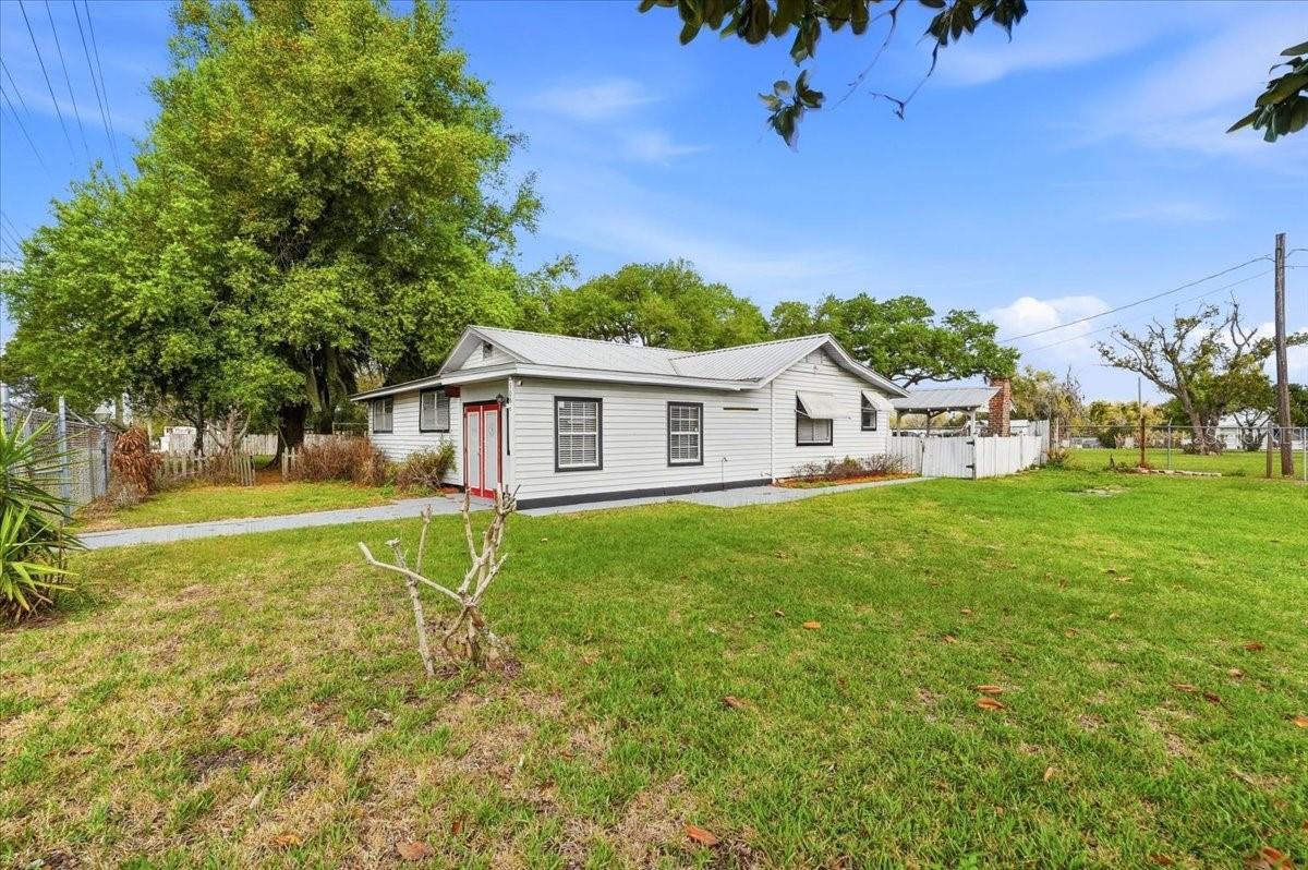506 COMMONWEALTH AVE SW, POLK CITY, FL, 33868
