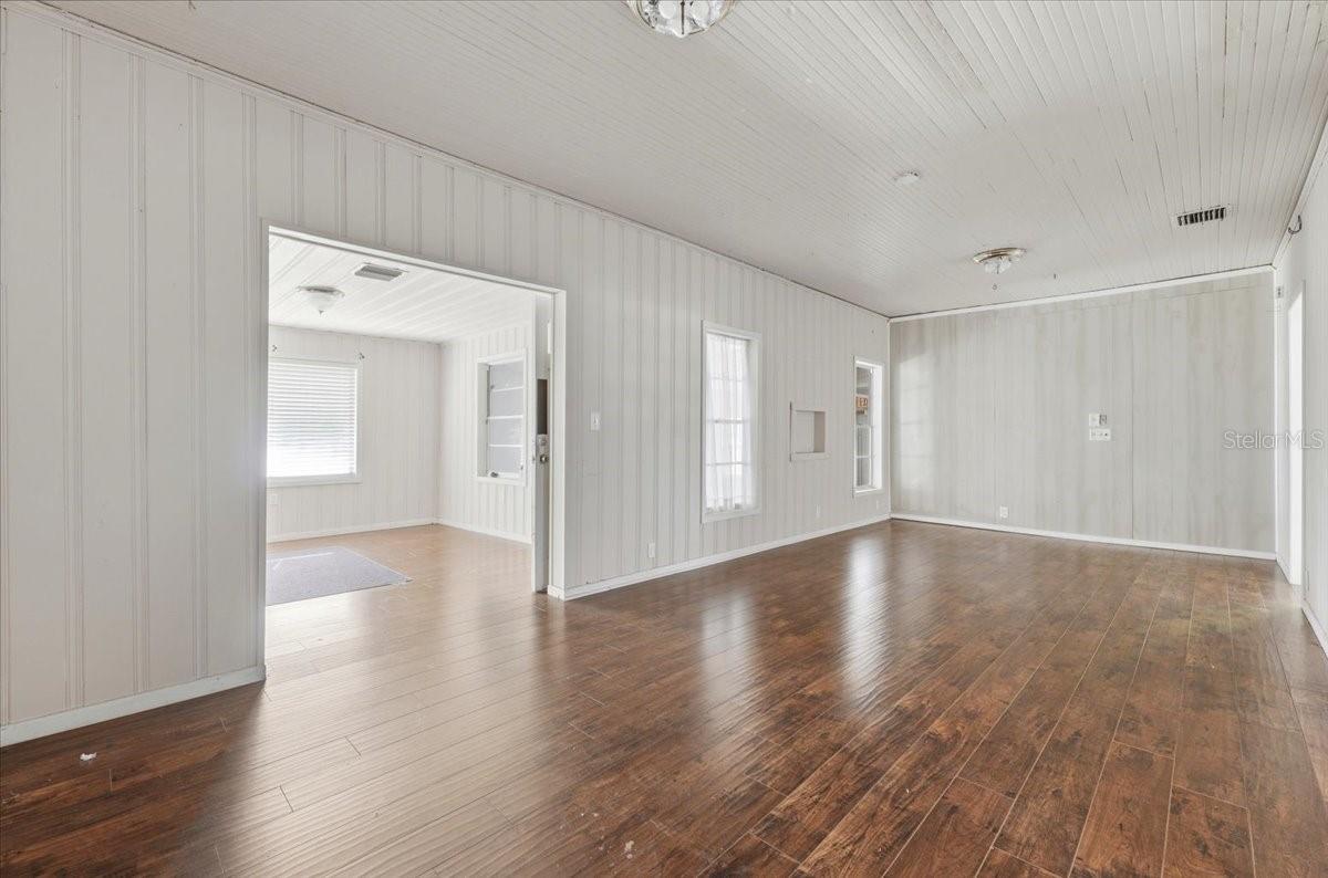 506 COMMONWEALTH AVE SW, POLK CITY, FL, 33868