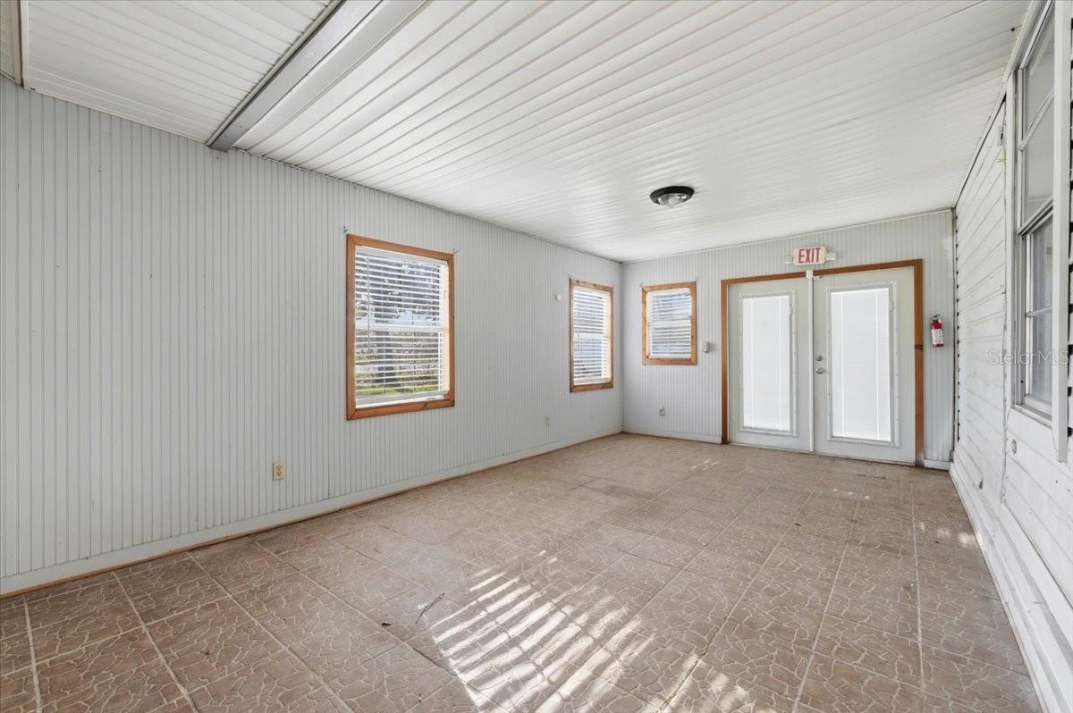 506 COMMONWEALTH AVE SW, POLK CITY, FL, 33868