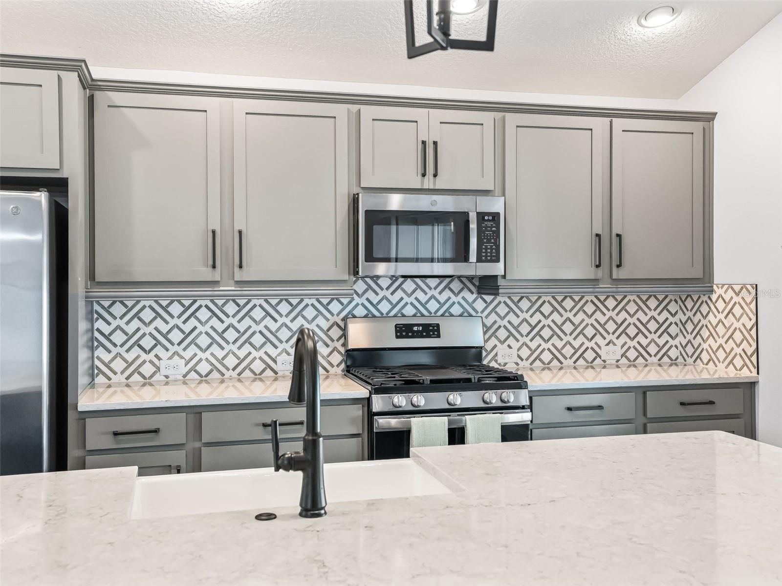 5716 MELVIN DR, THE VILLAGES, FL, 32163