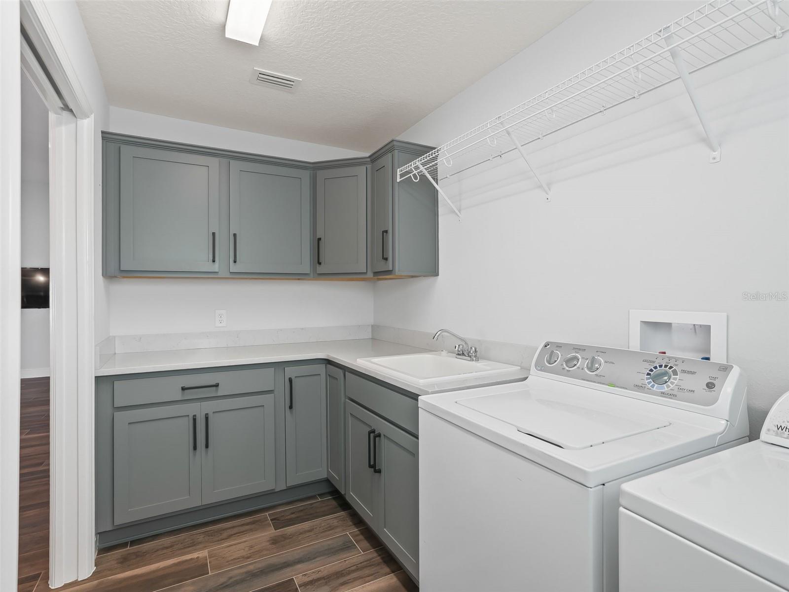 5716 MELVIN DR, THE VILLAGES, FL, 32163