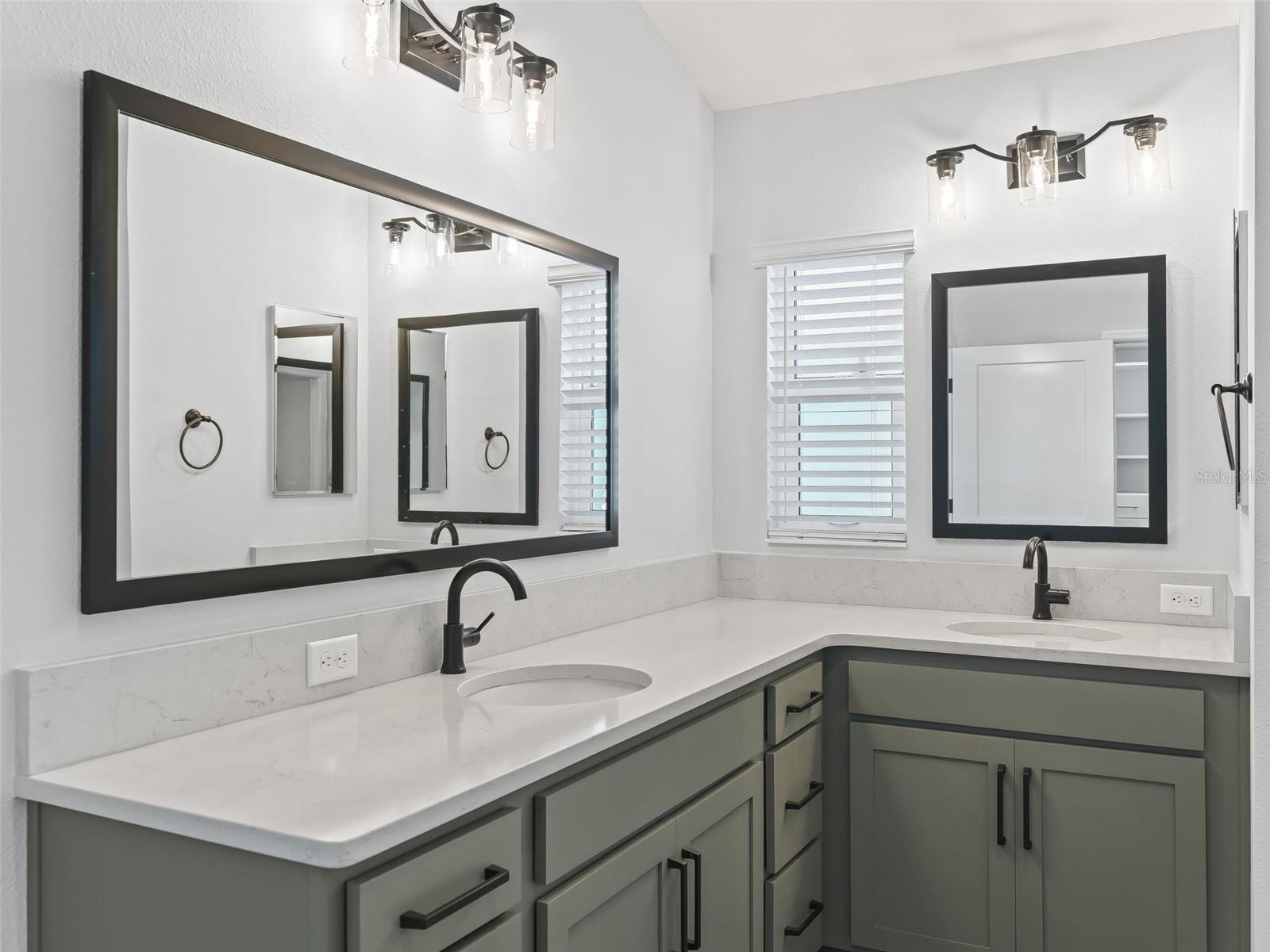 5716 MELVIN DR, THE VILLAGES, FL, 32163