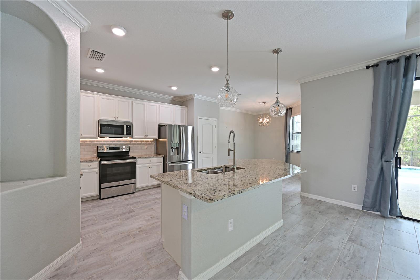 706 ACACIA CT, BRADENTON, FL, 34212