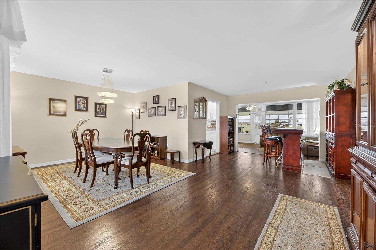1302 DESERT HILLS DR, SUN CITY CENTER, FL, 33573