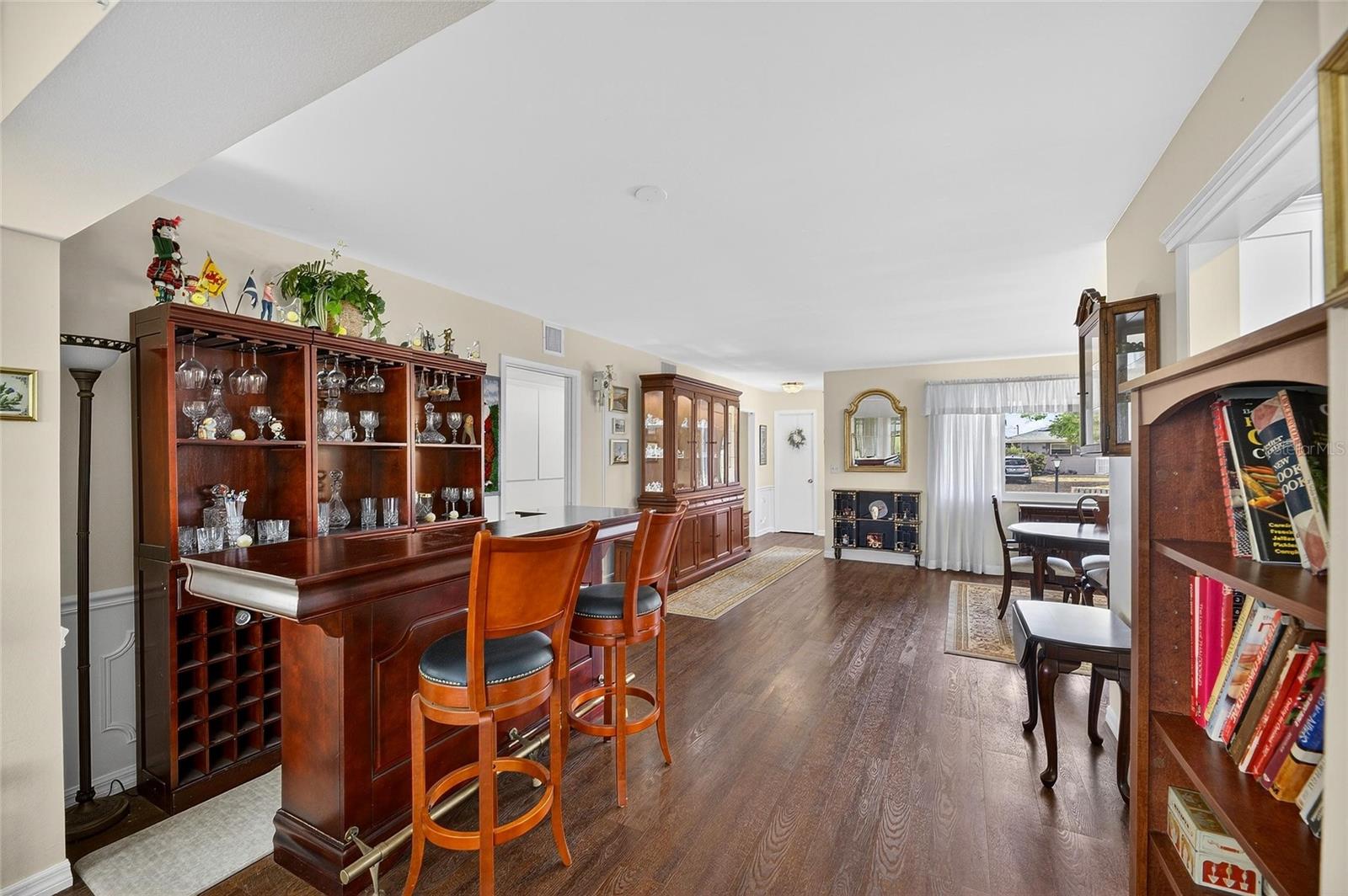 1302 DESERT HILLS DR, SUN CITY CENTER, FL, 33573