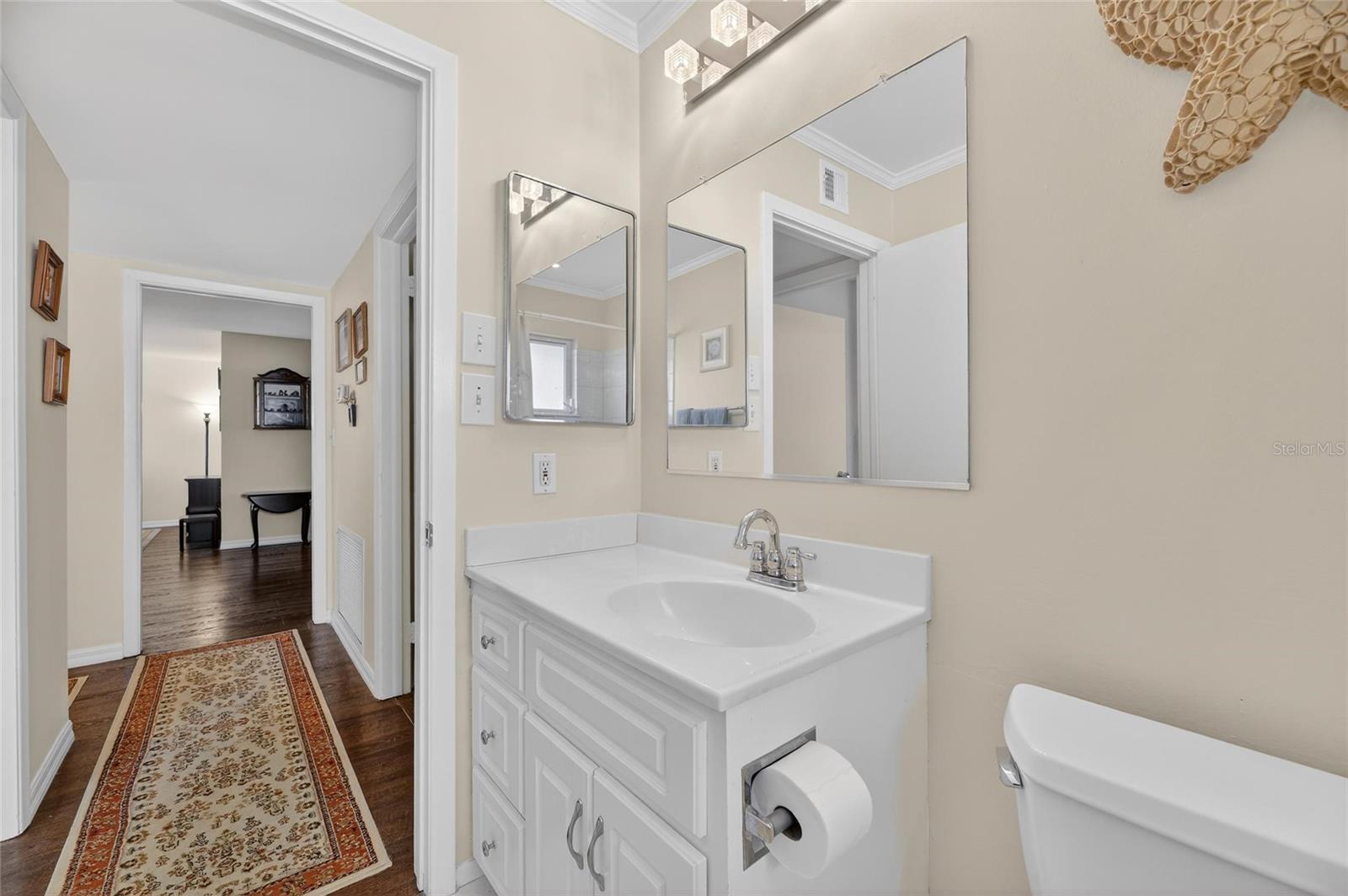 1302 DESERT HILLS DR, SUN CITY CENTER, FL, 33573
